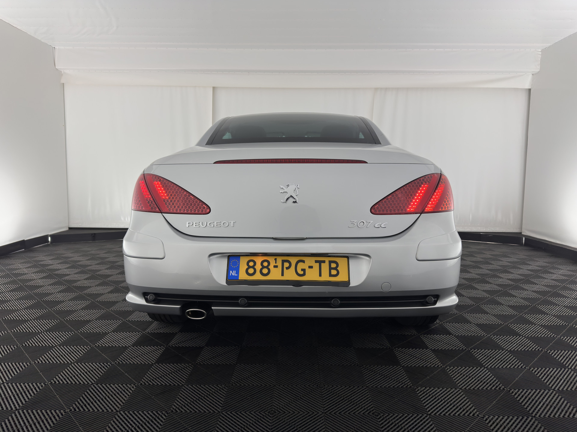 Peugeot 307 CC 1.6-16V *LEATHER | NAVI-FULLMAP | HEATED-SPORTSEATS | ECC | PDC | CRUISE | 16''ALU*