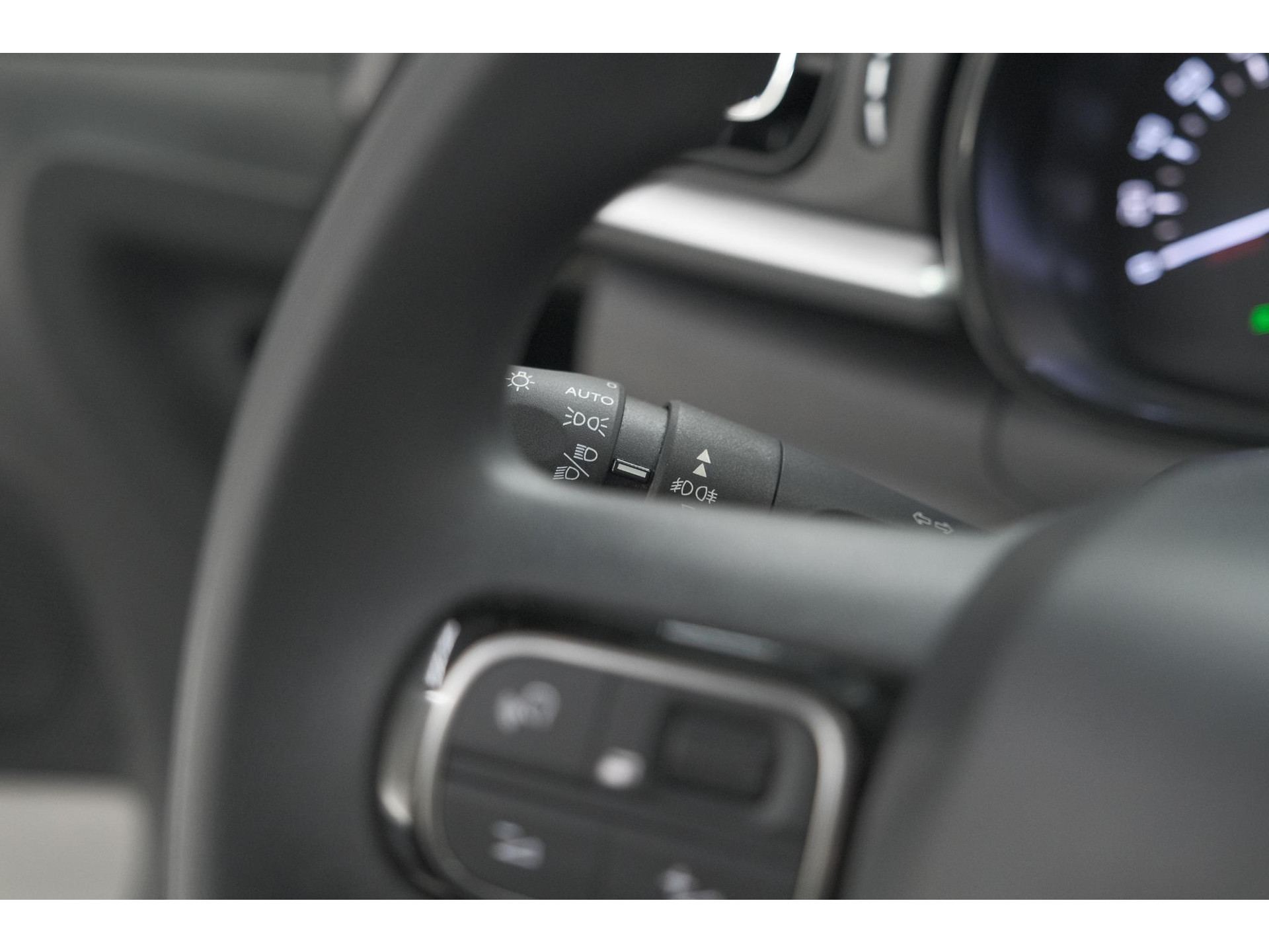 Citroen C3 PureTech 110 EAT6 C-Series | Apple Carplay | Parkeersensoren | Climate Control