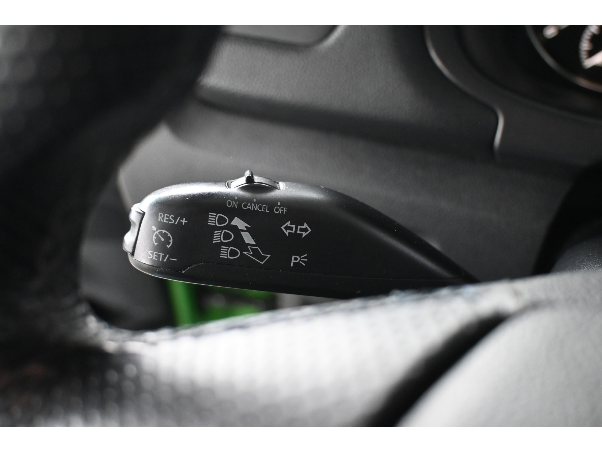 ŠKODA Fabia 1.4 TSI RS 180PK! Automaat Clima Carplay Cruise Control Stoelverwarming Inruil Mogelijk!