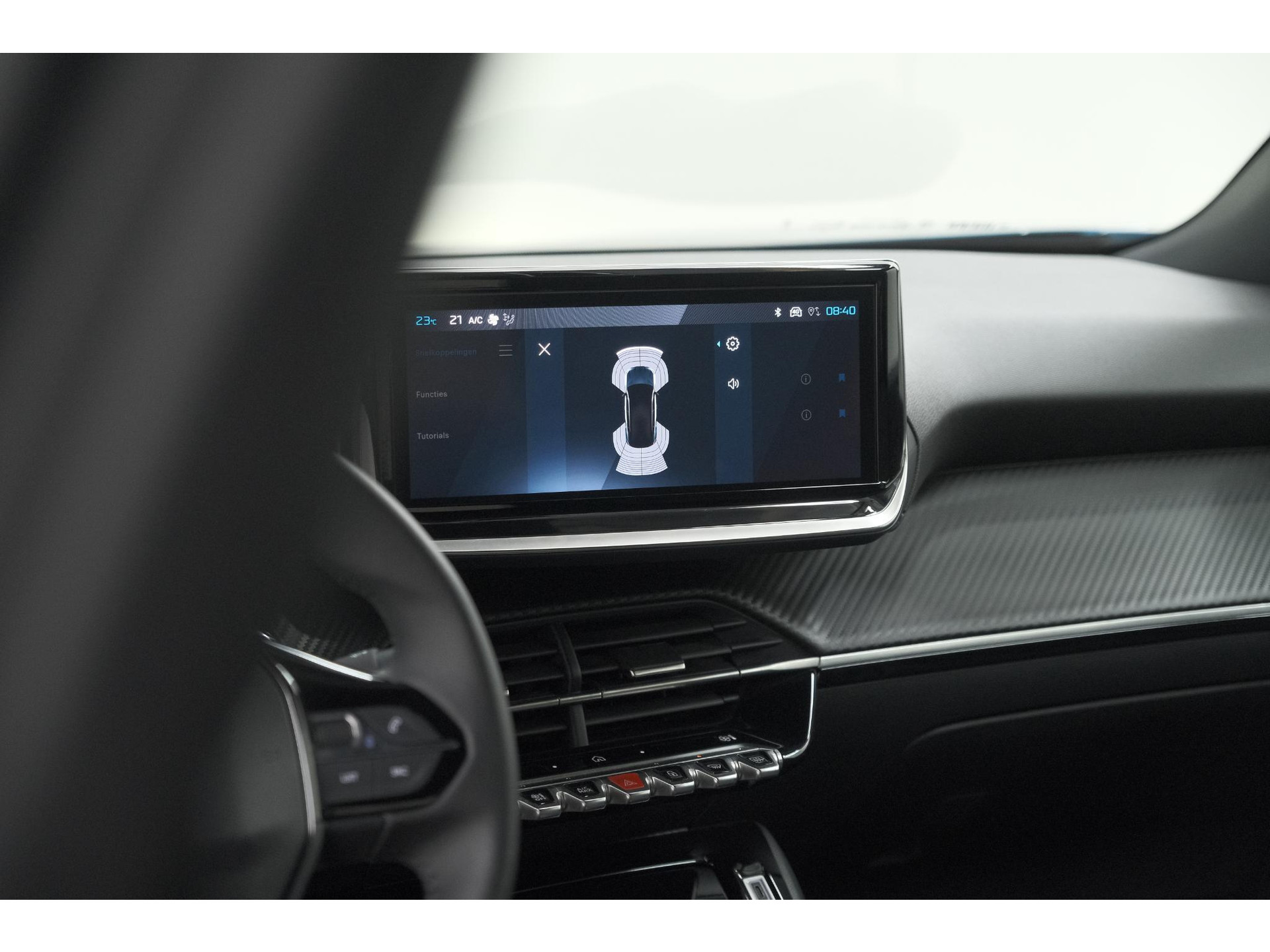 Peugeot e-2008 EV Allure Avantage 54 kWh | SOH 97,7% | 11 KW Lader | Apple Carplay | Parkeersensoren