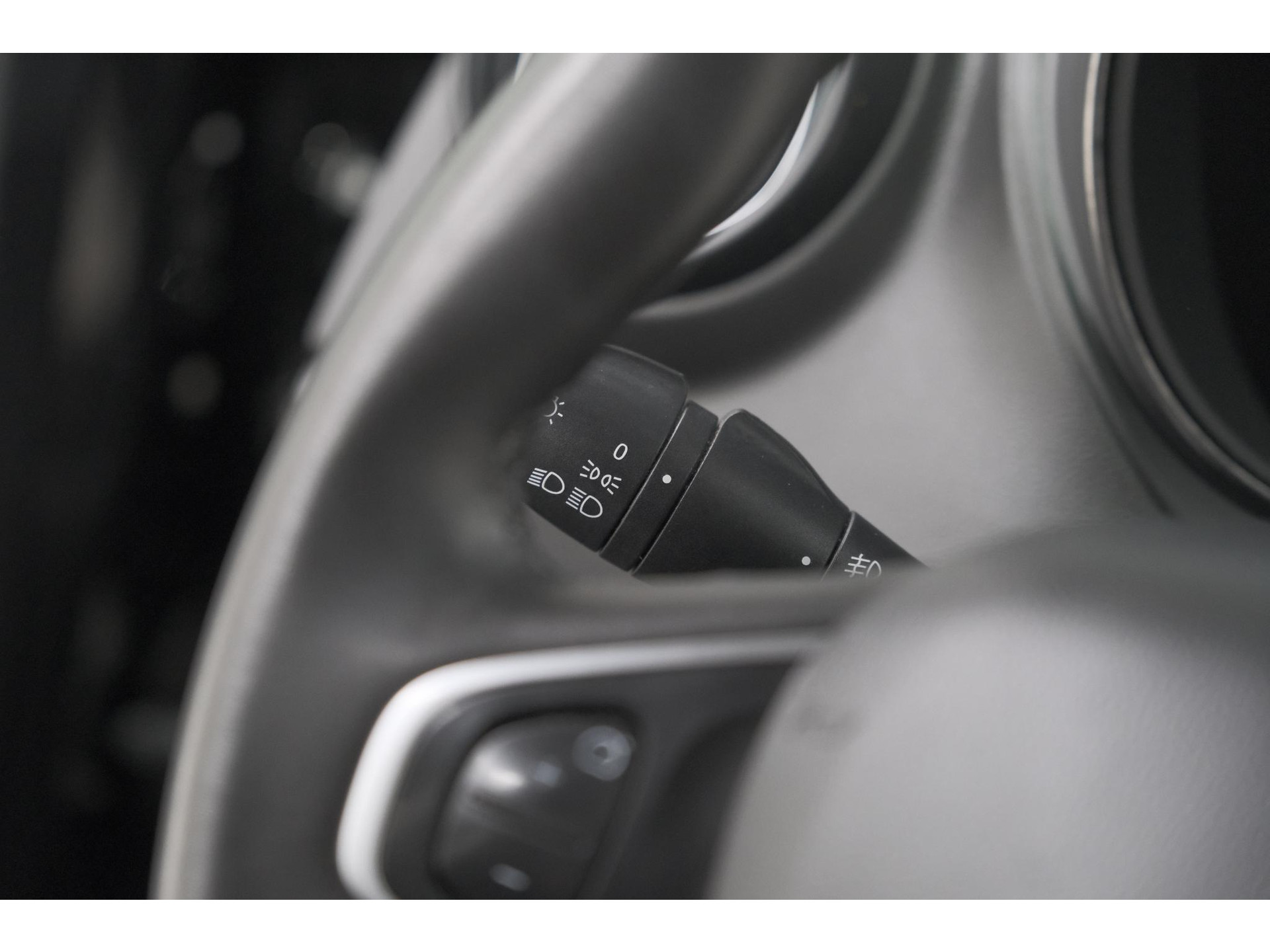 Renault Captur TCe 90 Limited | Trekhaak | Navigatie | Parkeersensoren