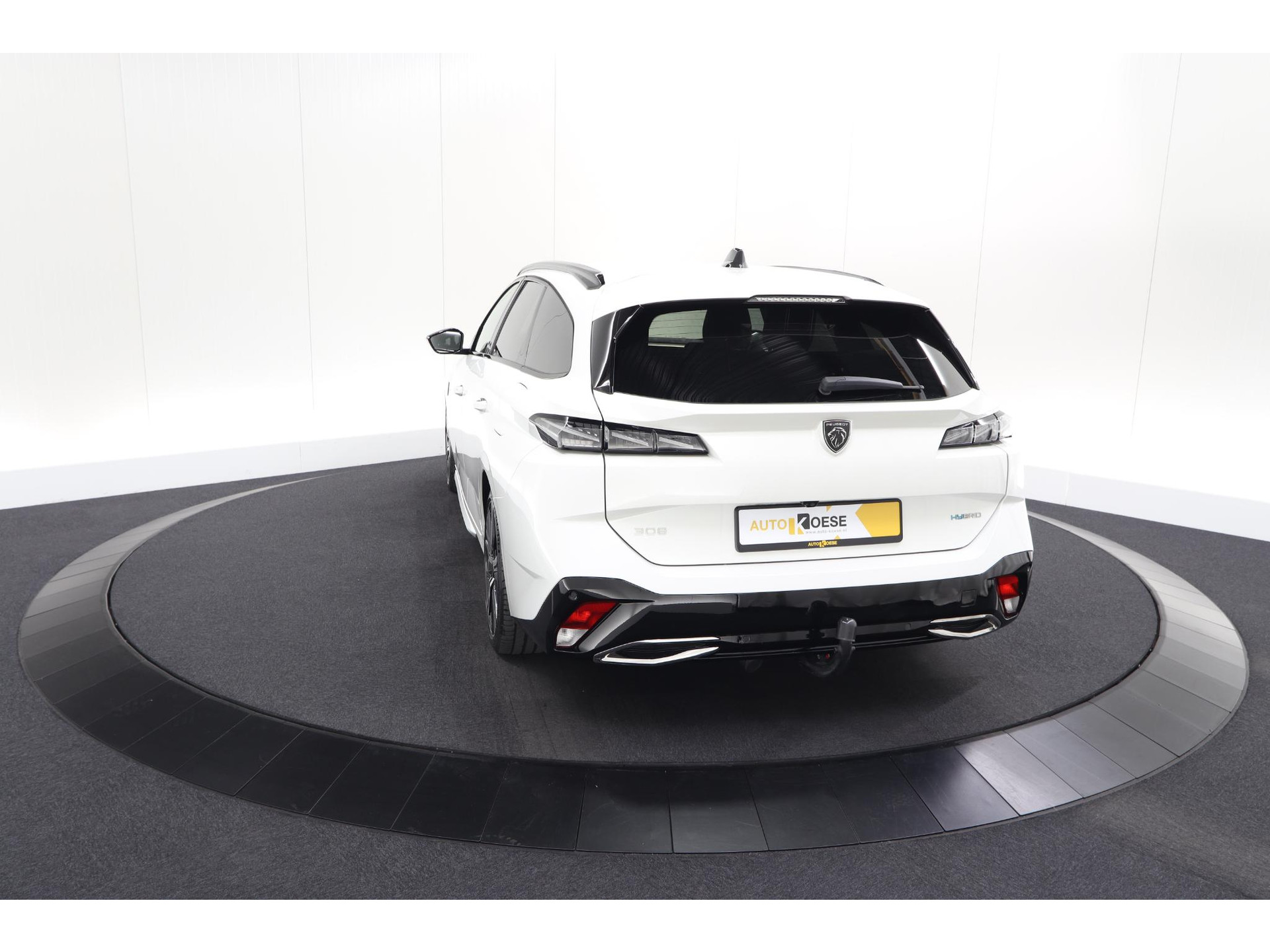 Peugeot 308 SW 1.6 HYbrid 180 GT Pack Business | Trekhaak | 360 Camera | Adaptieve Cruise Control | Elektronische Kofferklep