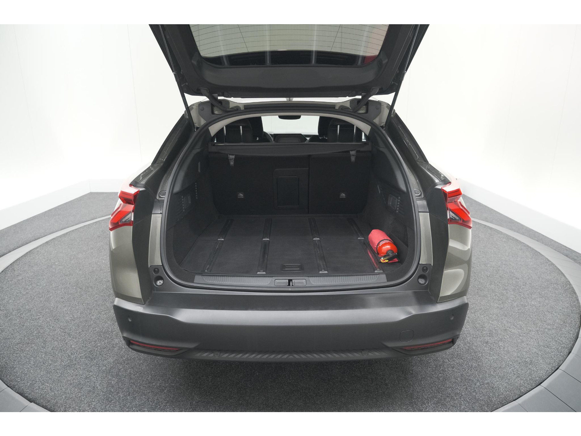 Citroen C5 X 1.6 Plug-in Hybrid 225 Business | Parkeersensoren | Navigatie | Apple Carplay