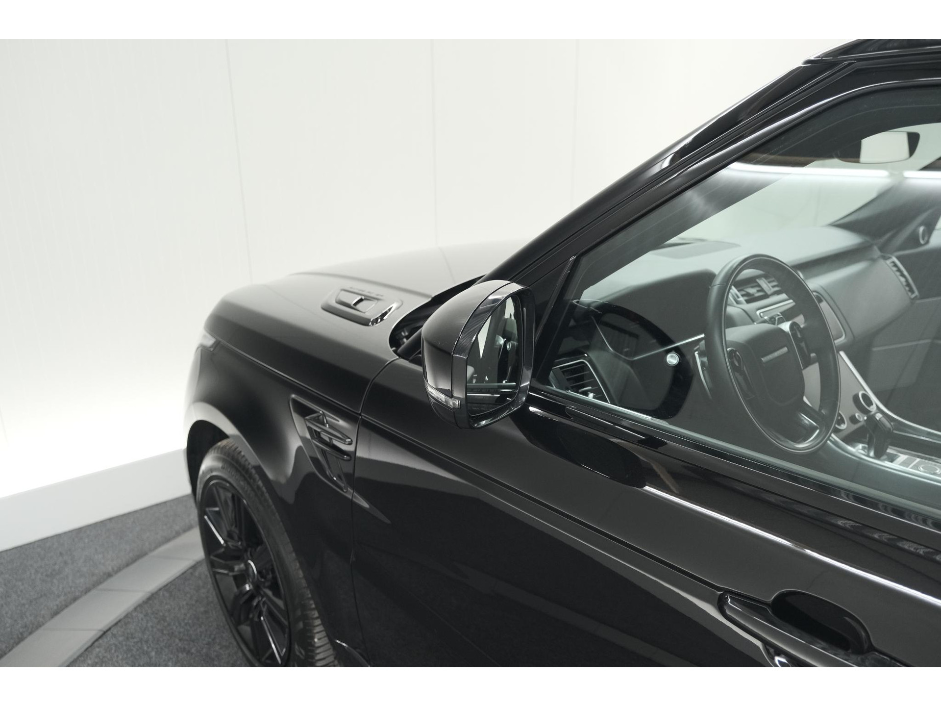 Land Rover Range Rover Sport 3.0 SDV6 HSE Dynamic 3500kg trekgewicht - BTW - Zwart/Zwart