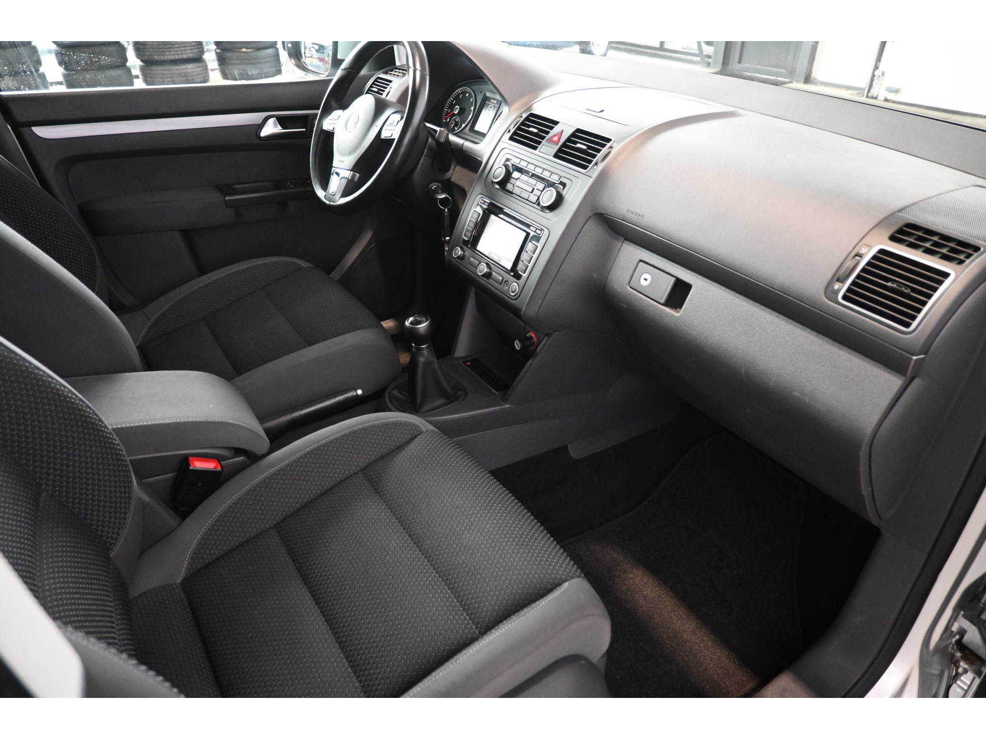 Volkswagen Touran 1.4 TSI Comfortline Clima Navigatie Cruise Control Goed Onderhouden! Inruil Mogelijk!