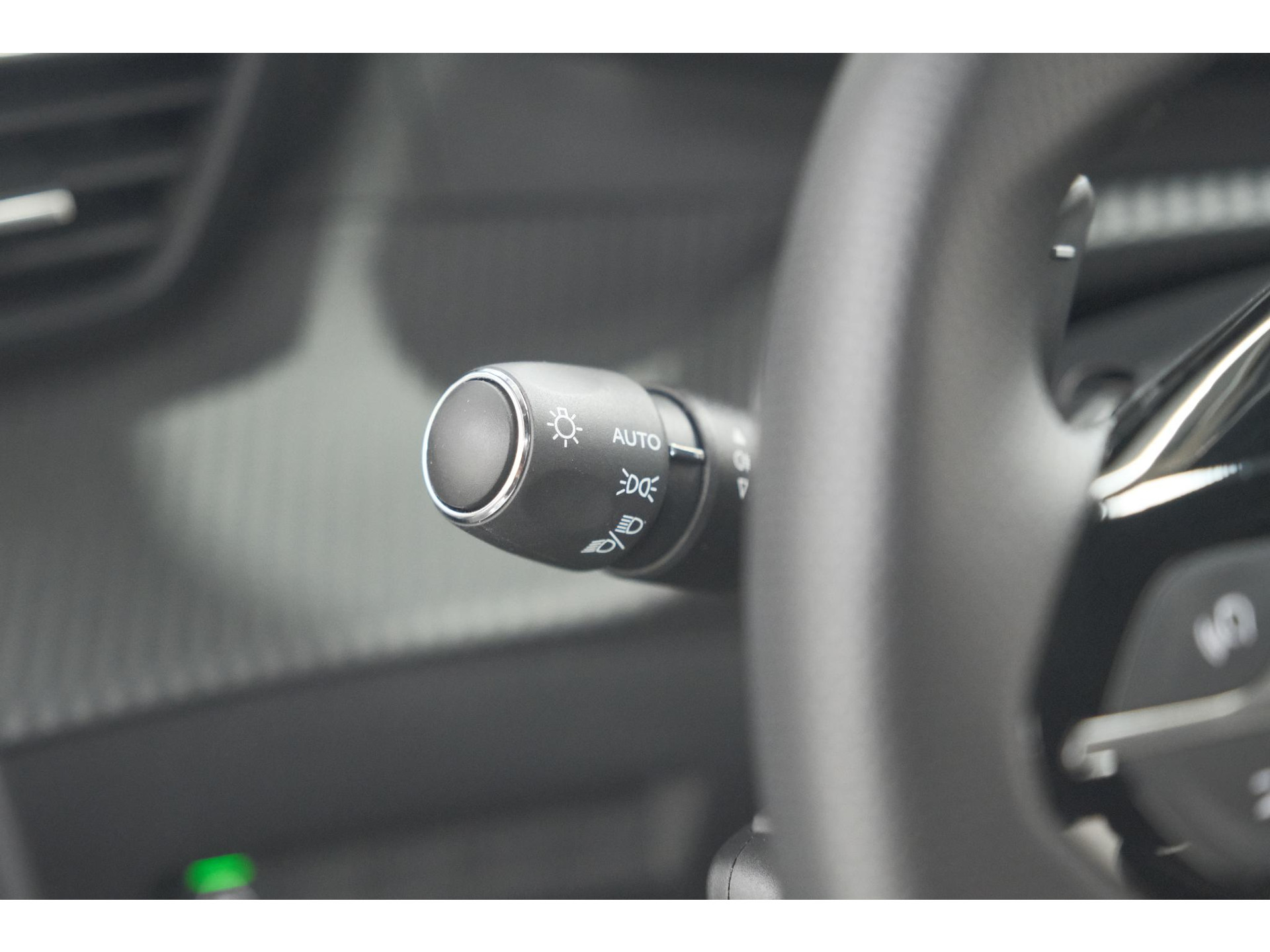 Peugeot 2008 PureTech 130 EAT8 GT | 360 Camera | Adaptieve Cruise Control | Stoelmassage | Apple Carplay