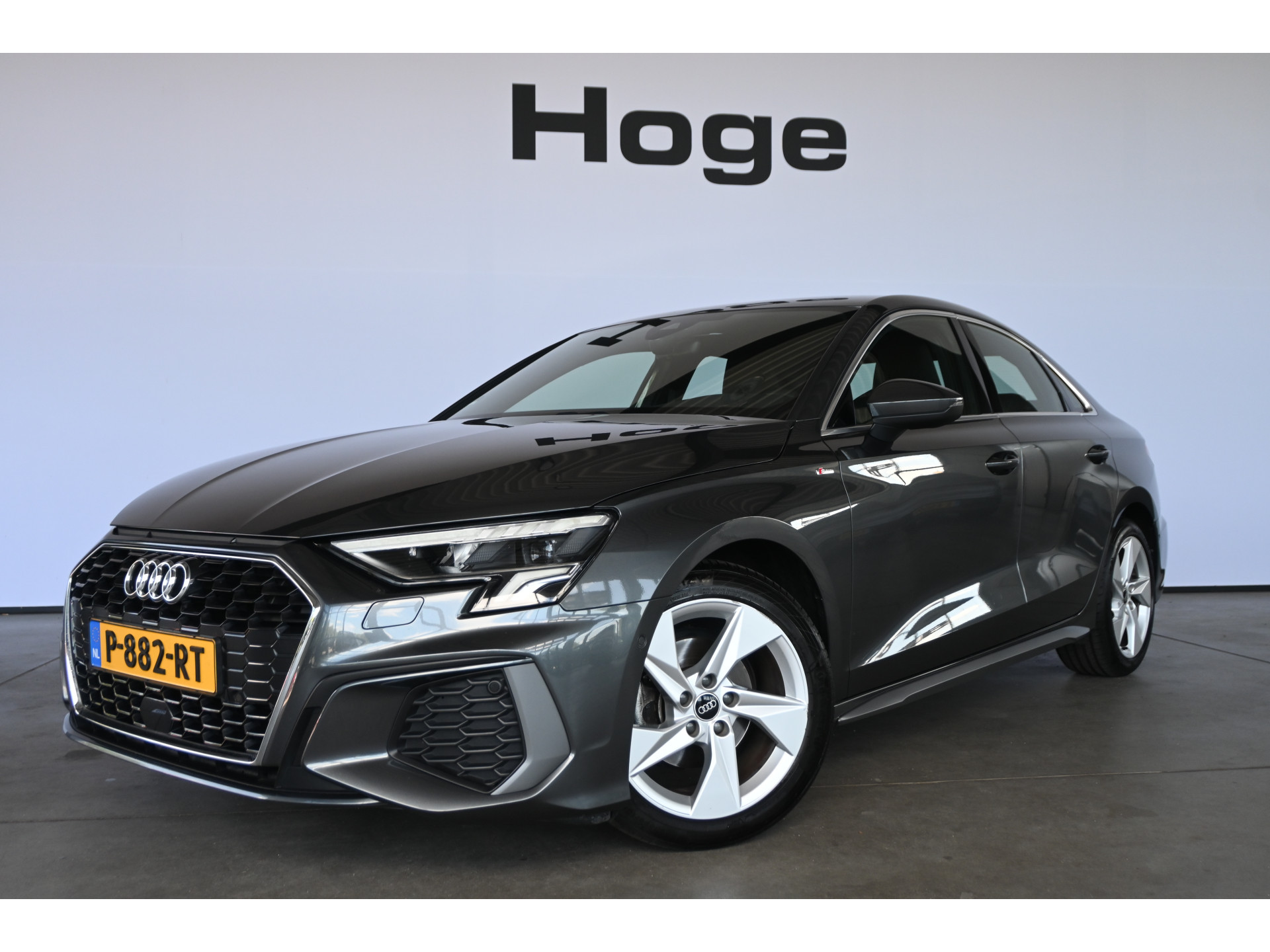 Audi A3 Limousine 30 TFSI S Edition Virtual Cockpit Adaptieve Cruise Led Clima Carplay Inruil Mogelijk!