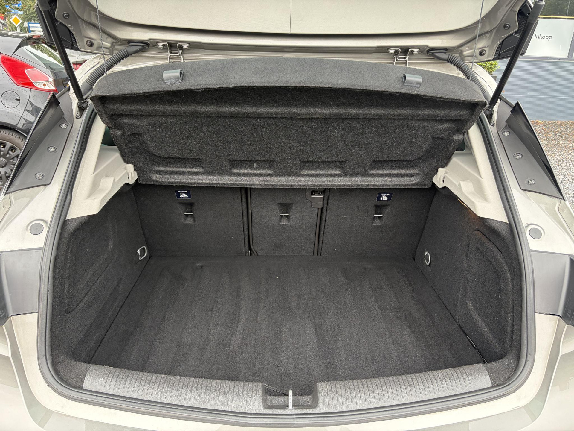 Opel Astra 1.4 Innovation ✓150pk✓Camera✓2e Eigenaar✓Carplay✓Pano✓Stoelverw✓Stuurverw✓Leder✓Navi✓Trekhaak✓Net beurt gehad✓Automaat✓Keyless✓Clima✓Cruise✓Pdc V+A✓105pk✓N.A.P✓17''Lm velgen✓Rijstrooksensor✓Apk tot 09-2027