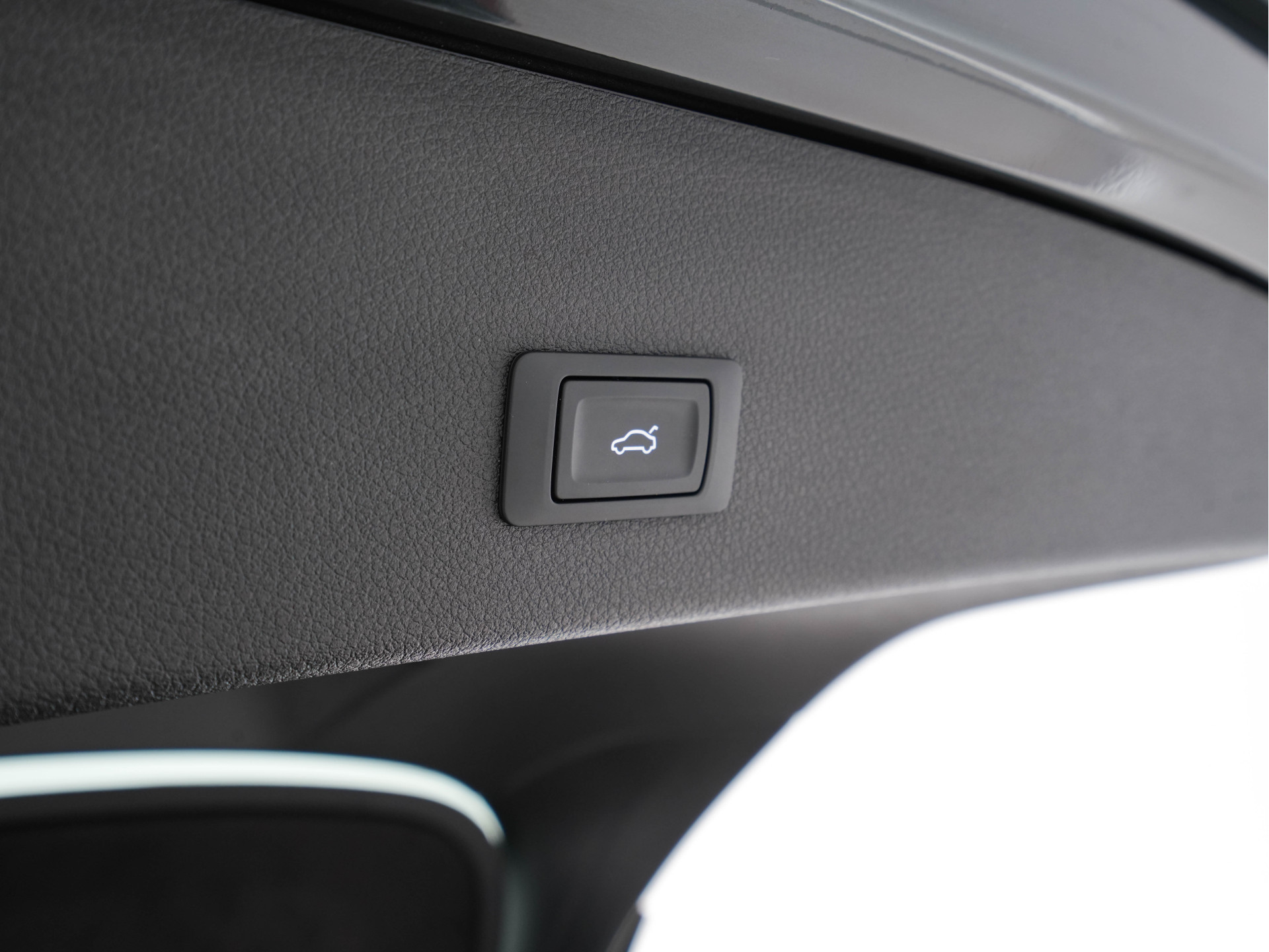 Audi e-tron Sportback 55 Quattro Business edition 95 kWh [ 3-Fase ] {SOH-100%} (INCL-BTW) *DIGI-COCKPIT | FULL-LED | MEMORY-PACK | DAB | KEYLESS | NAVI-FULLMAP | SHIFT-PADDLES | AUDI-SOUND | COMFORT-SEATS | 20''ALU*