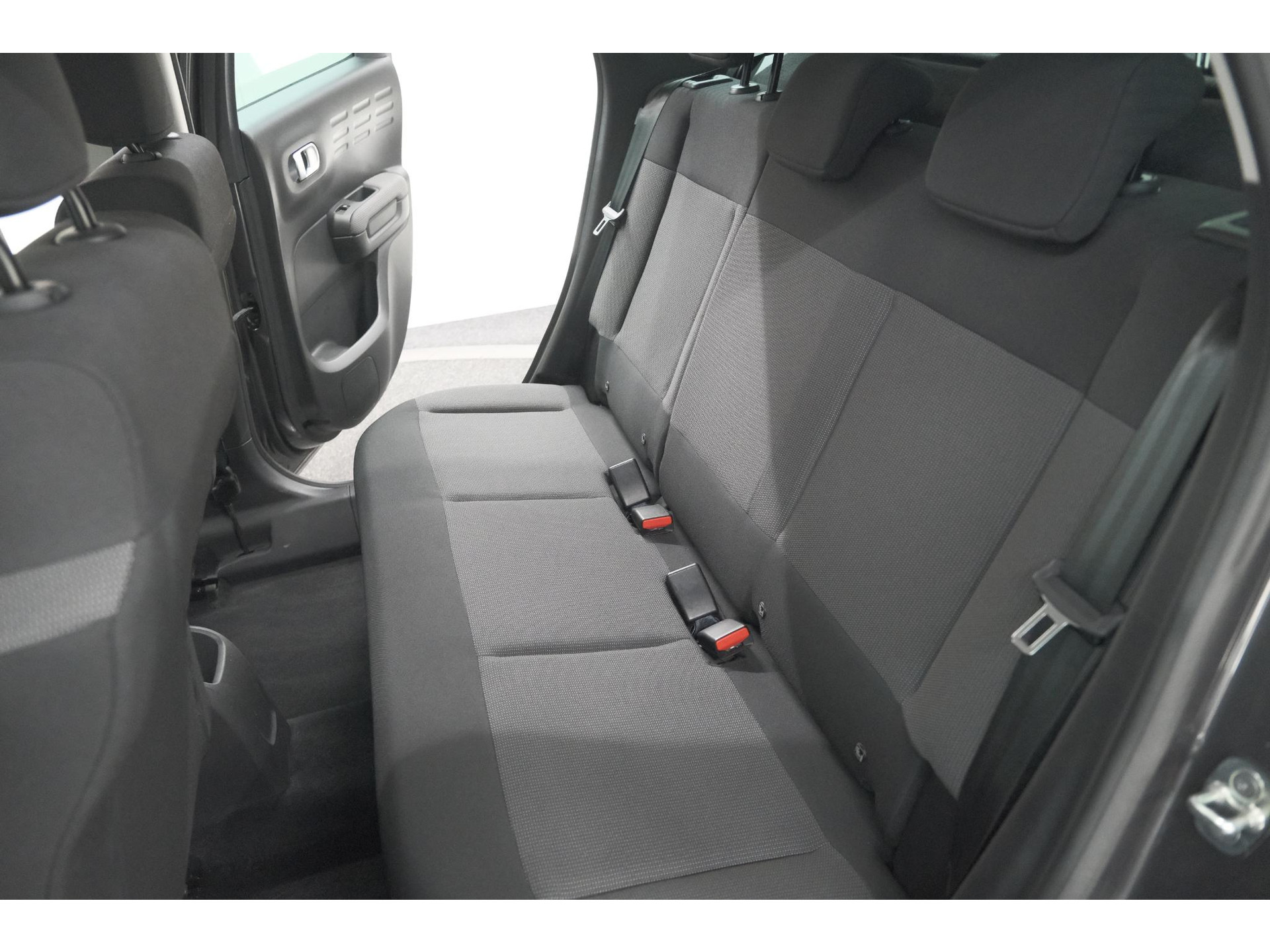 Citroen C3 Aircross PureTech 110 Feel | Parkeersensoren | Navigatie | Apple Carplay