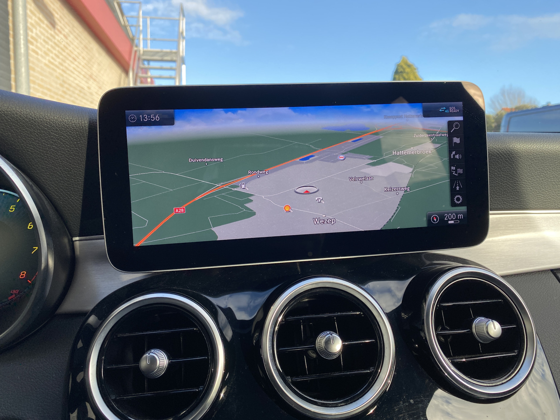 Mercedes-Benz C-klasse 180 Business Solution AMG AUT. | dealer onderhouden | panoramadak | night pakket | navigatie | NL auto