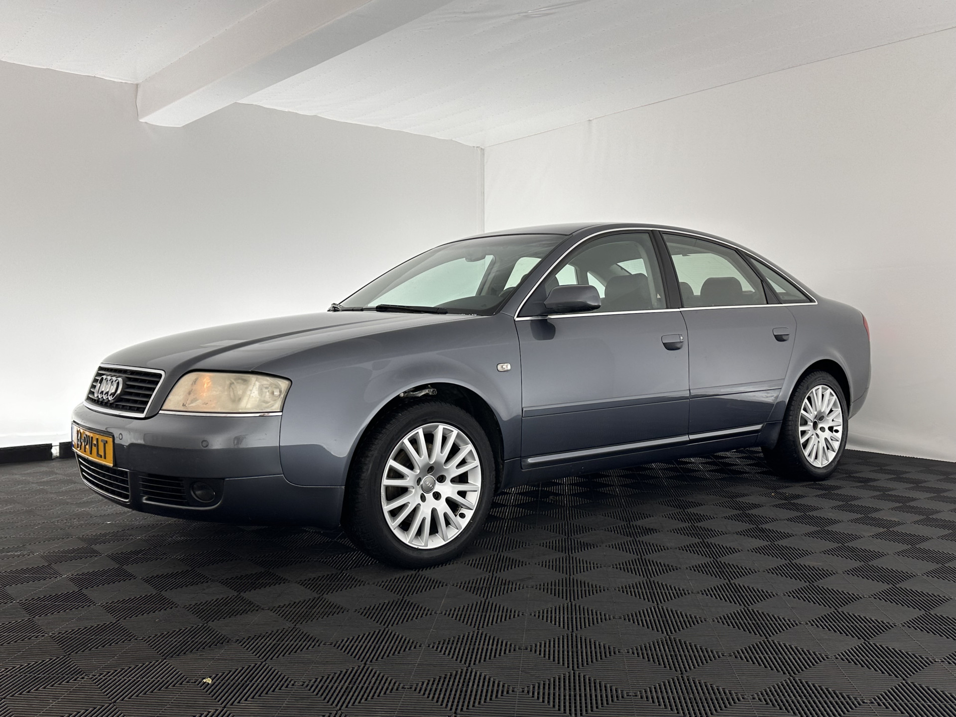 Audi A6 Limousine 2.4 MT  [ GEARBOX-PROBLEM ] Aut. *LUXURY-LEATHER | ECC | PDC | CRUISE | RADIO-CD | COMFORT-SEATS | 17"ALU*