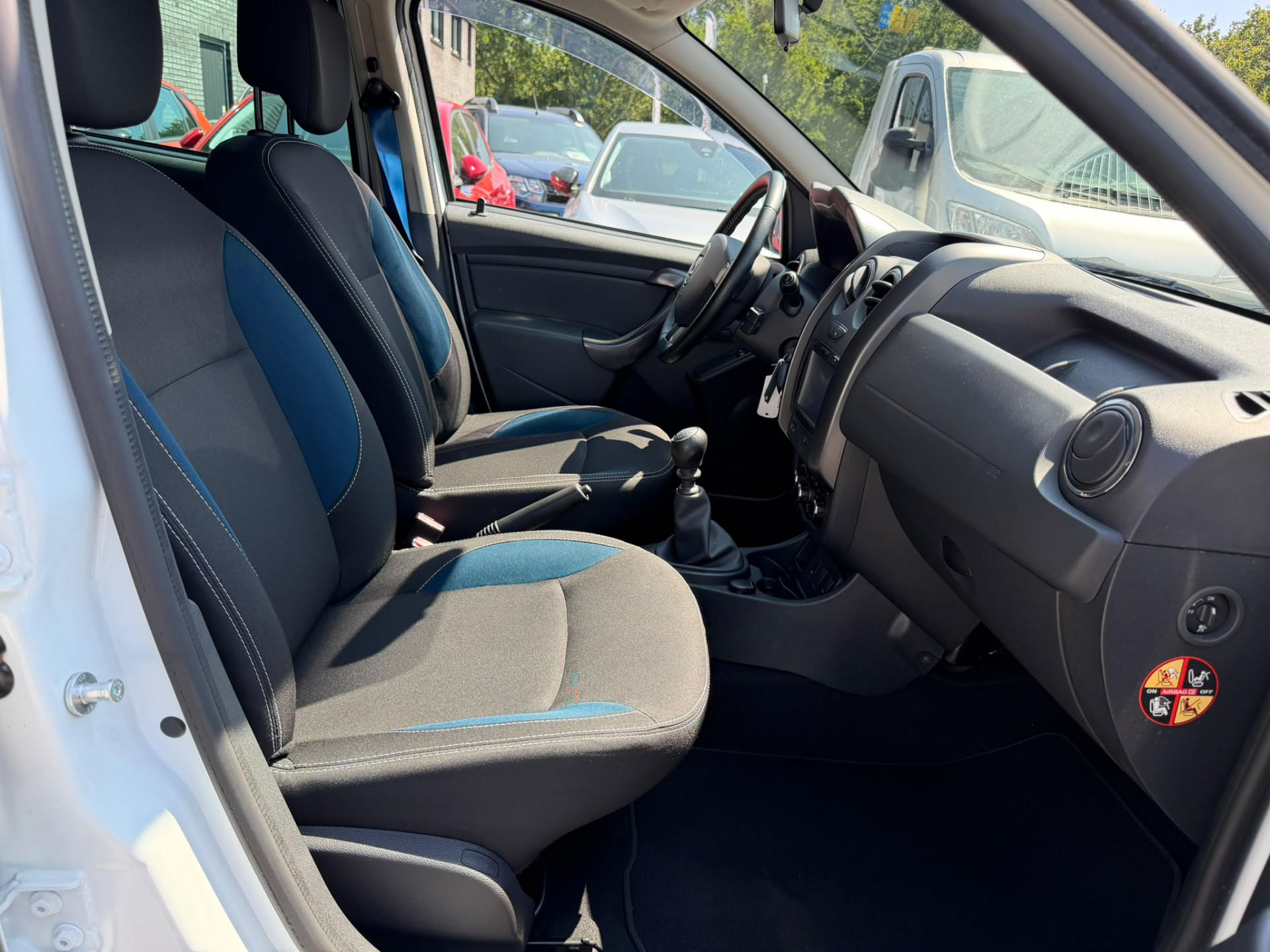 Dacia Duster 1.2 TCe 4x2 10th Anniversary | 2E EIGENAAR | 3/6 OF 12 MND GARANTIE | NAVI | CAMERA | LMV |