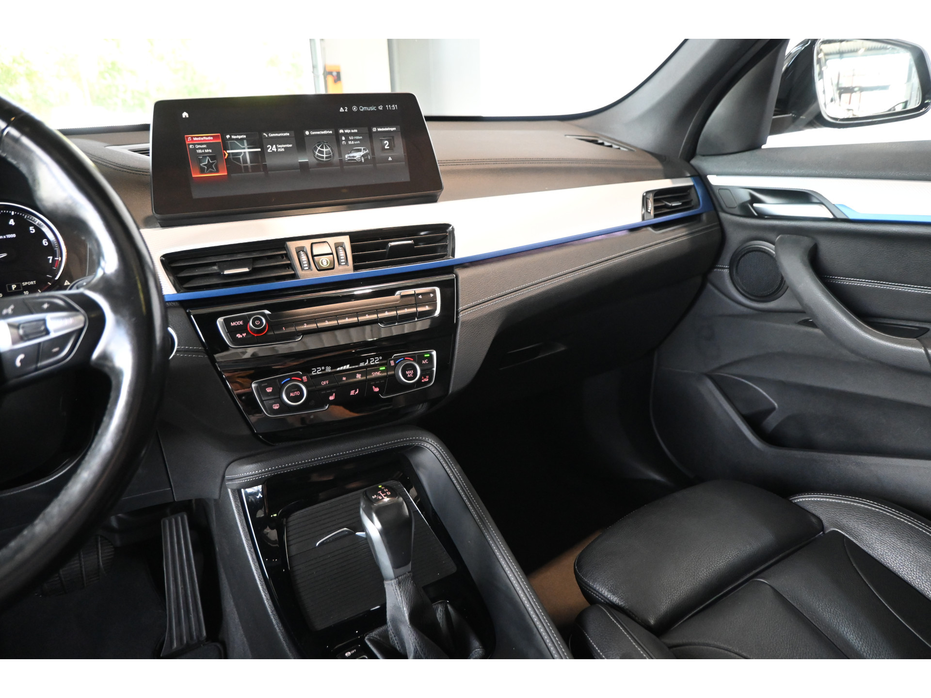 BMW X1 xDrive25e eDrive M-Sport Edition Clima Adpatieve cruise Panoramadak LED Camera Dealeronderhouden Inruil mogelijk