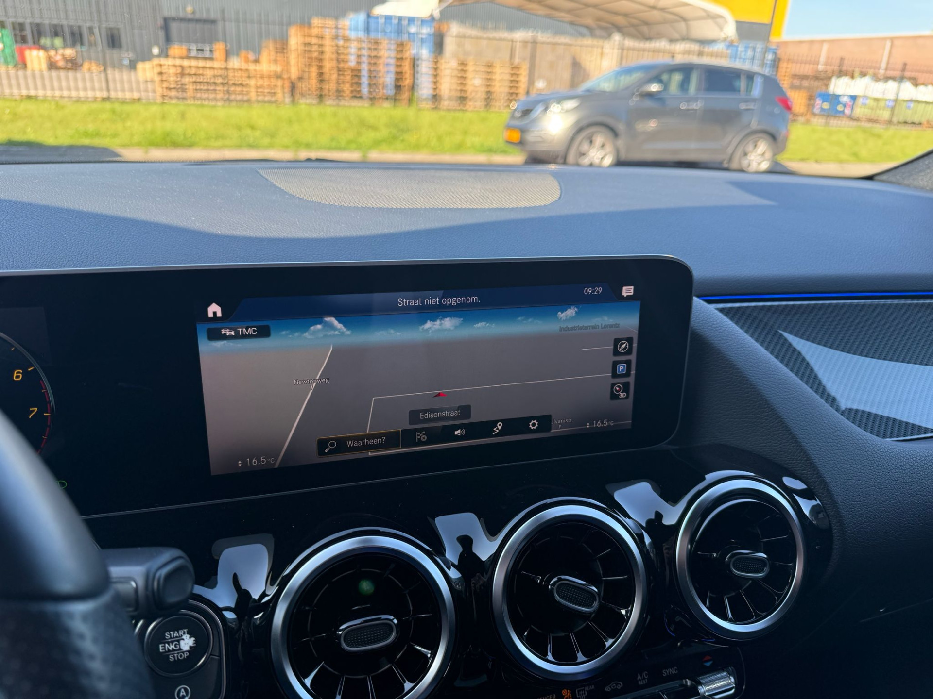 Mercedes-Benz B-klasse 180 Business Solution AMG | 3/6/12MND GARANTIE | AUTOMAAT | LED | CRUISE | CARPLAY | DAB | AIRCO | STOELVERWM. |
