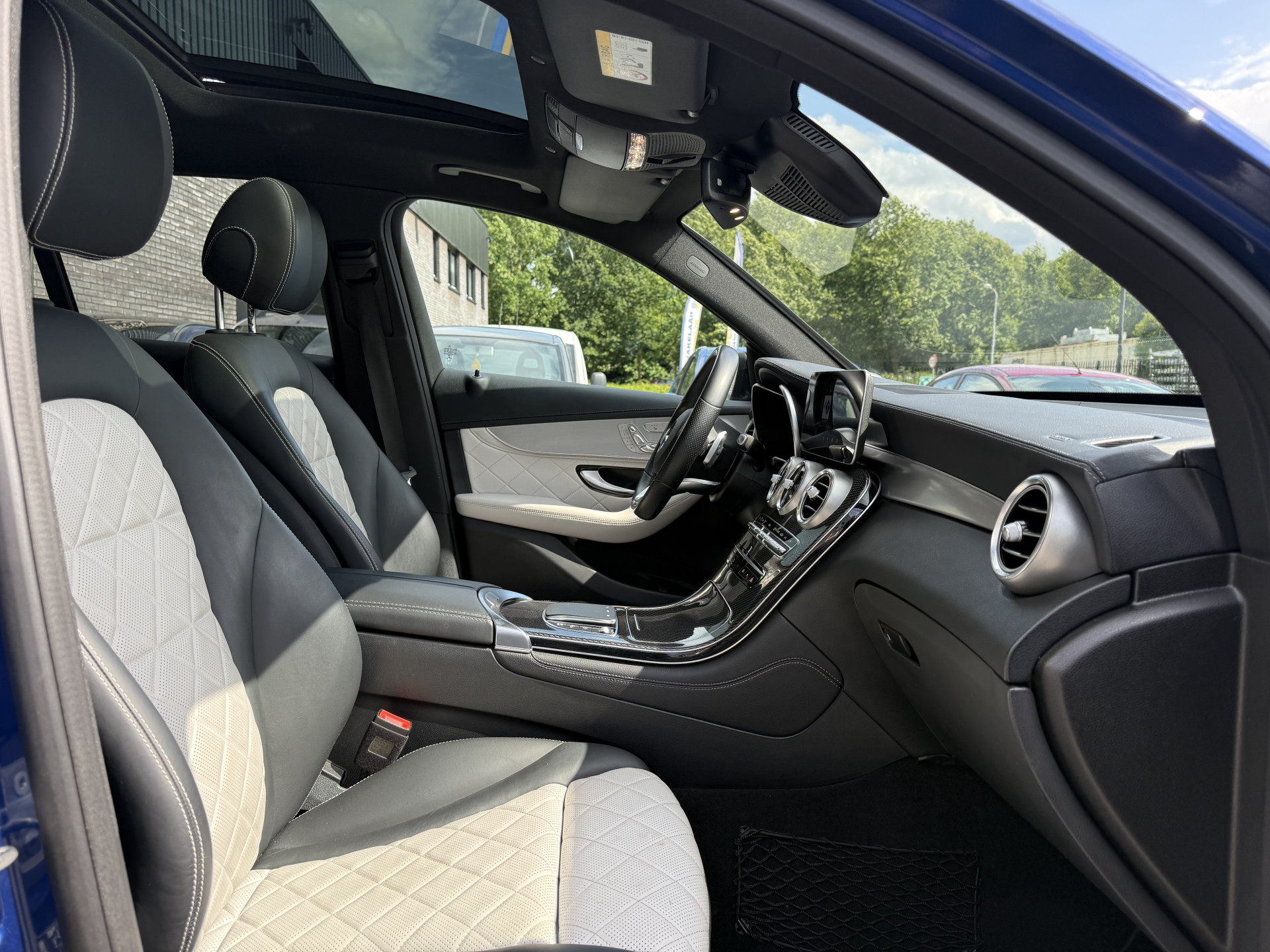 Mercedes-Benz GLC-klasse 200 Premium Plus | 2E EIGENAAR | 3/6/12 MND GARANTIE  | LED | BURMESTER | AMG | PANODAK | NAVI | CARPLAY | PARFUM | LEDER |