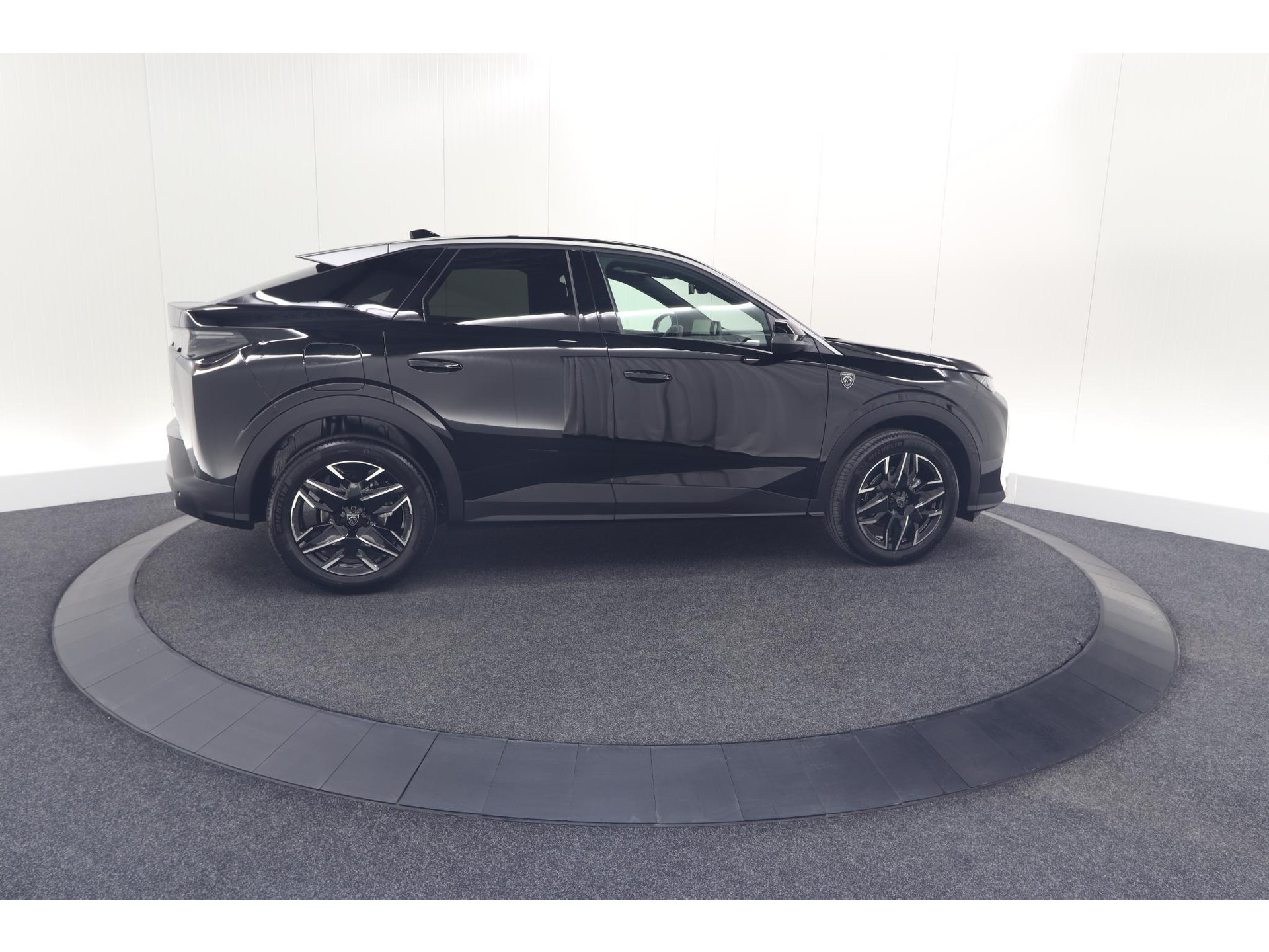 Peugeot 3008 Hybrid 145 e-DCS6 GT | Elektrische Kofferklep | Camera | Adaptieve Cruise Control | Apple CarPlay