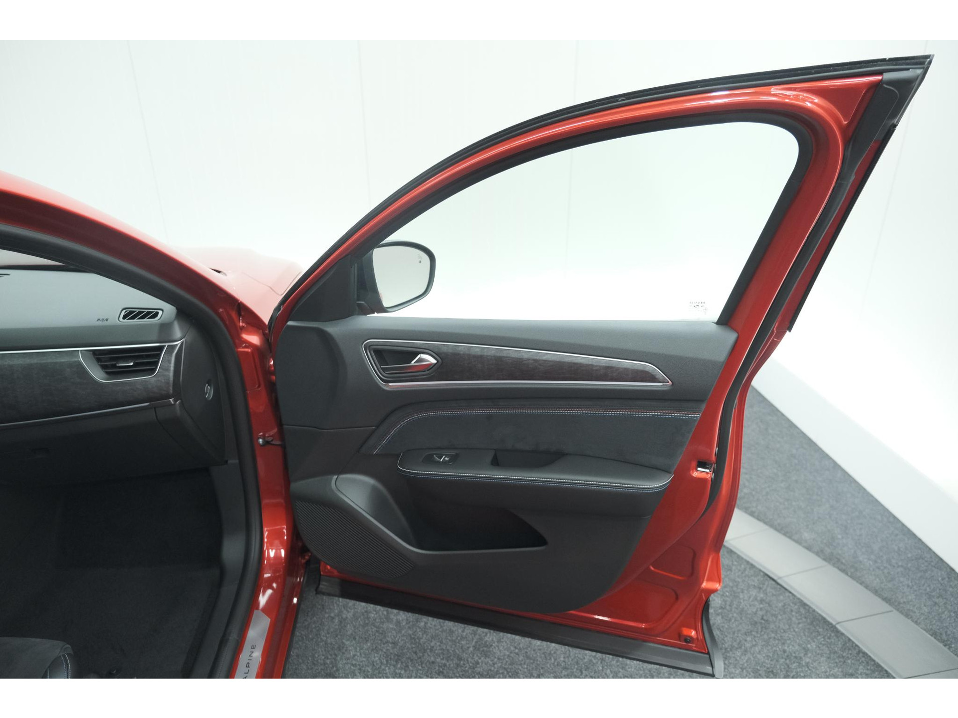 Renault Arkana 1.6 E-Tech hybrid 145 Esprit Alpine | Rondom Camera | Adaptieve Cruise Control | Pack Winter | Dodehoekdetectie