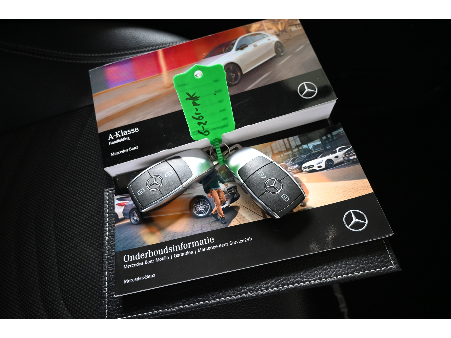 Mercedes-Benz A-klasse 160 AMG Clima High-performance LED-koplampen Navigatie Cruise Control Rijklaarprijs! Inruil Mogelijk!
