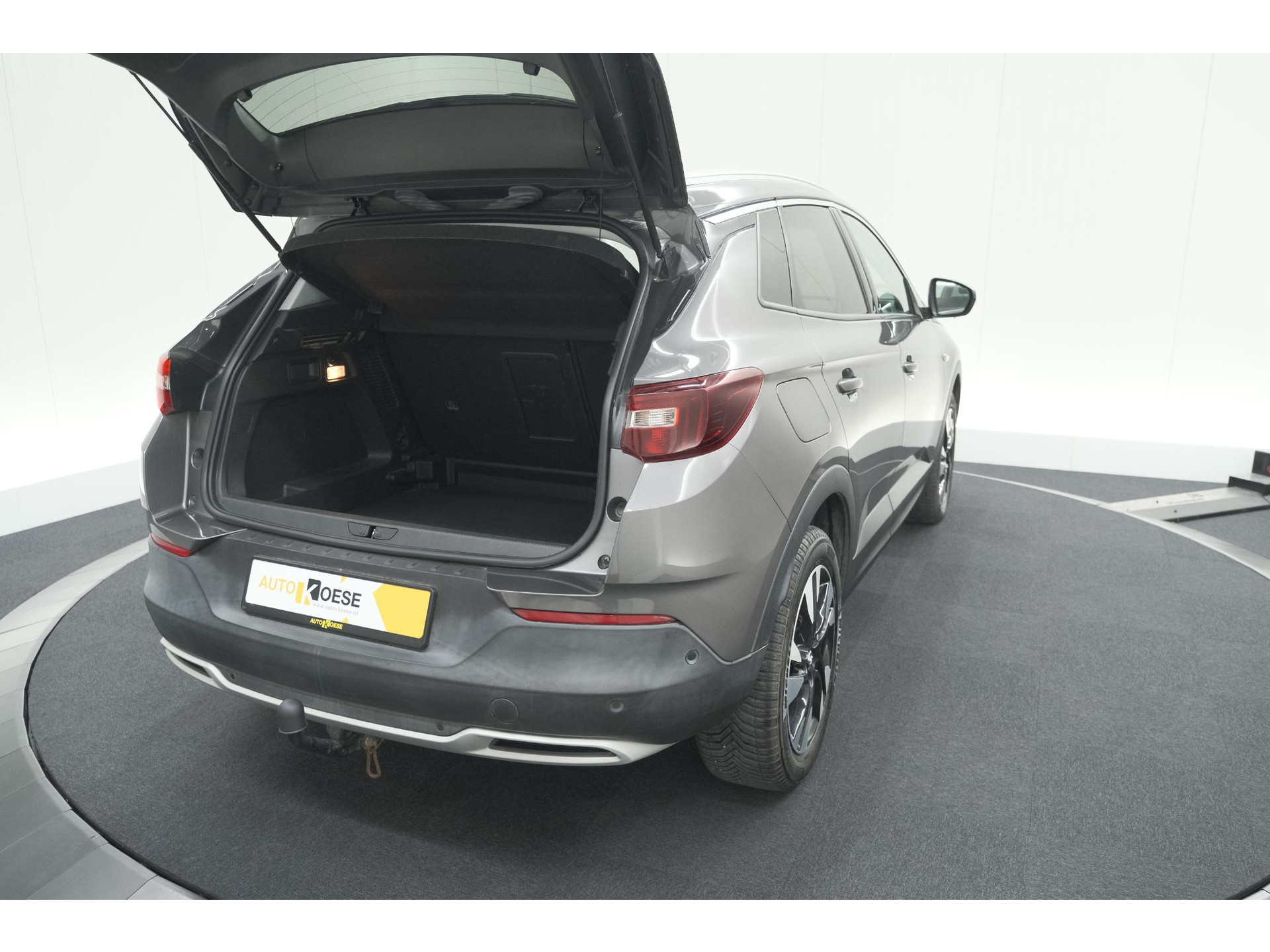 Opel Grandland X Turbo 130 EAT8 Innovation | Trekhaak | Dodehoekdetectie | Apple Carplay | Pack Winter