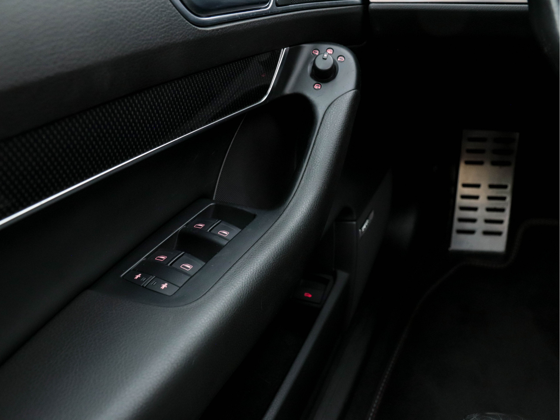 Audi S6 Avant S6 5.2 FSI Quattro [⚠️] Aut. *PANO | LEATHER | XENON-PLUS | NAVI-FULLMAP | SPORT-SEATS | BOSE-SURROUND | ECC | DECOR-CARBON | PDC | HEATED-SPORTSEATS | SHIFT-PADDLES |  CRUISE | 18"ALU*