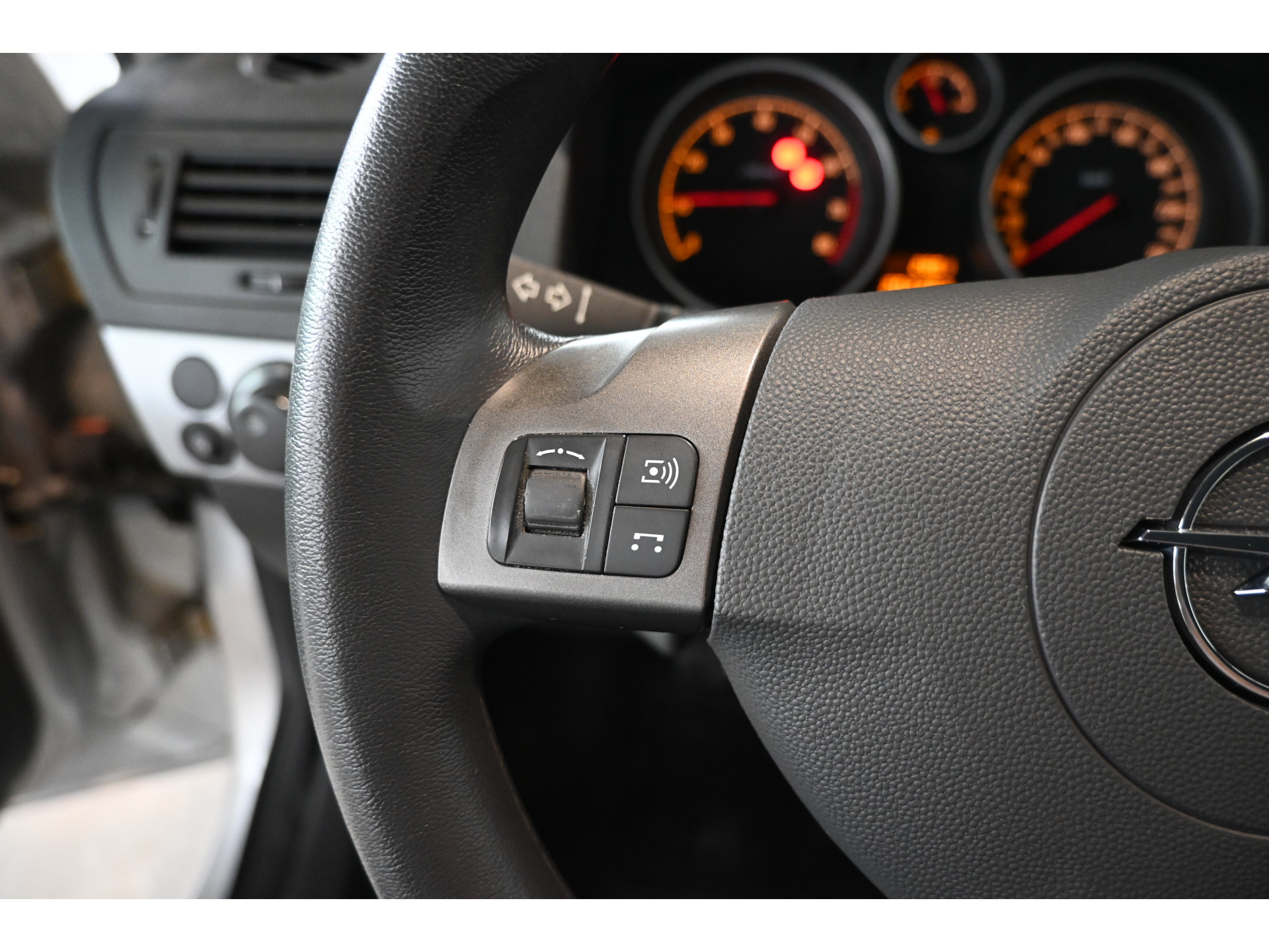Opel Astra 1.4 Enjoy Airco Cruise Control All in Prijs! Inruil Mogelijk!