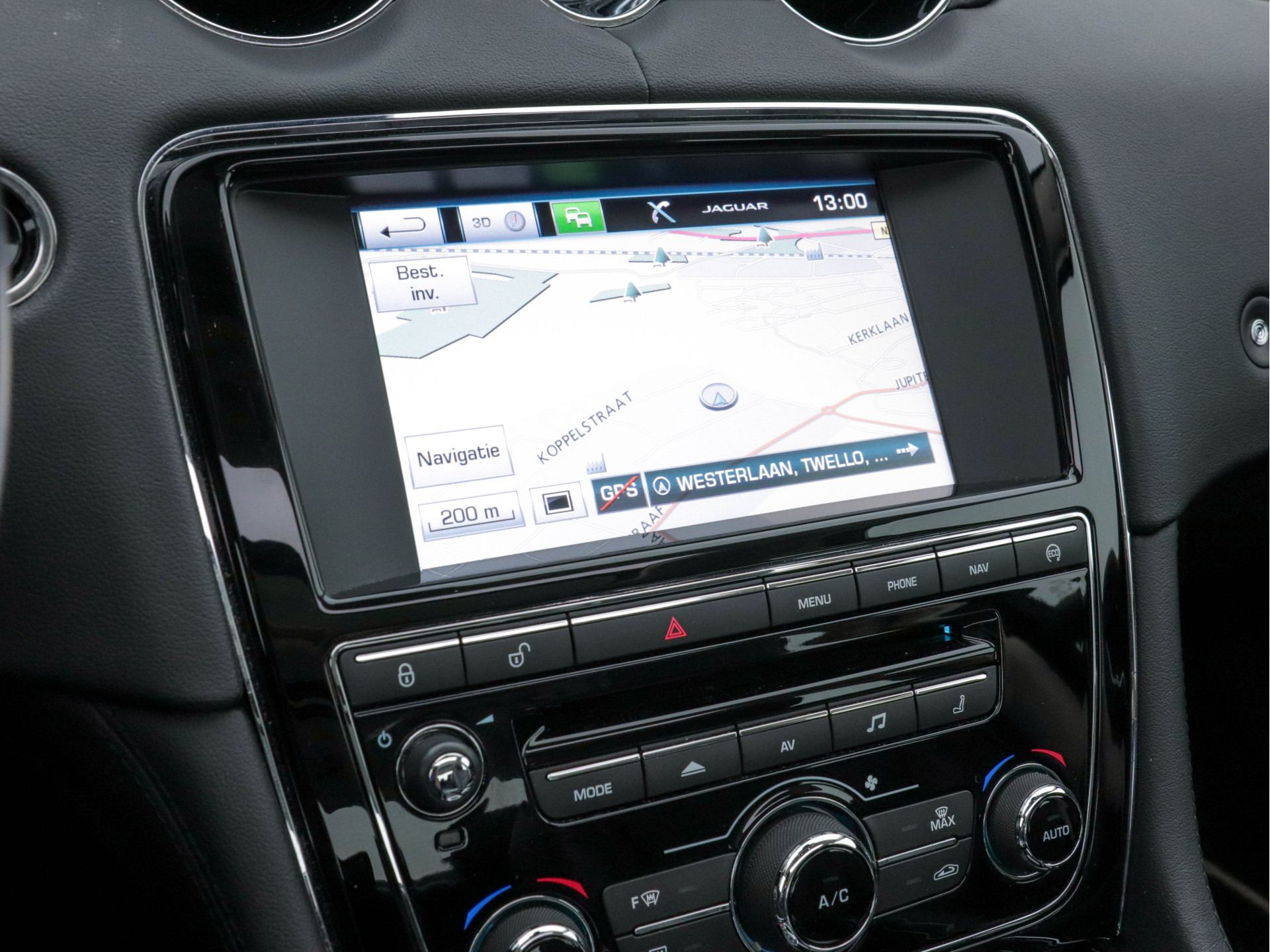 Jaguar XJ 3.0 V6D Portfolio Long (INCL-BTW) Aut. *PANO | LEATHER  | BI-XENON | MERIDIAN-AUDIO | MEMORY-PACK | KEYLESS | CAMERA | ECC | HEATED-COMFORTSEATS | PDC | NAVI-FULLMAP | SHIFT-PADDLES | CRUISE | 19"ALU*