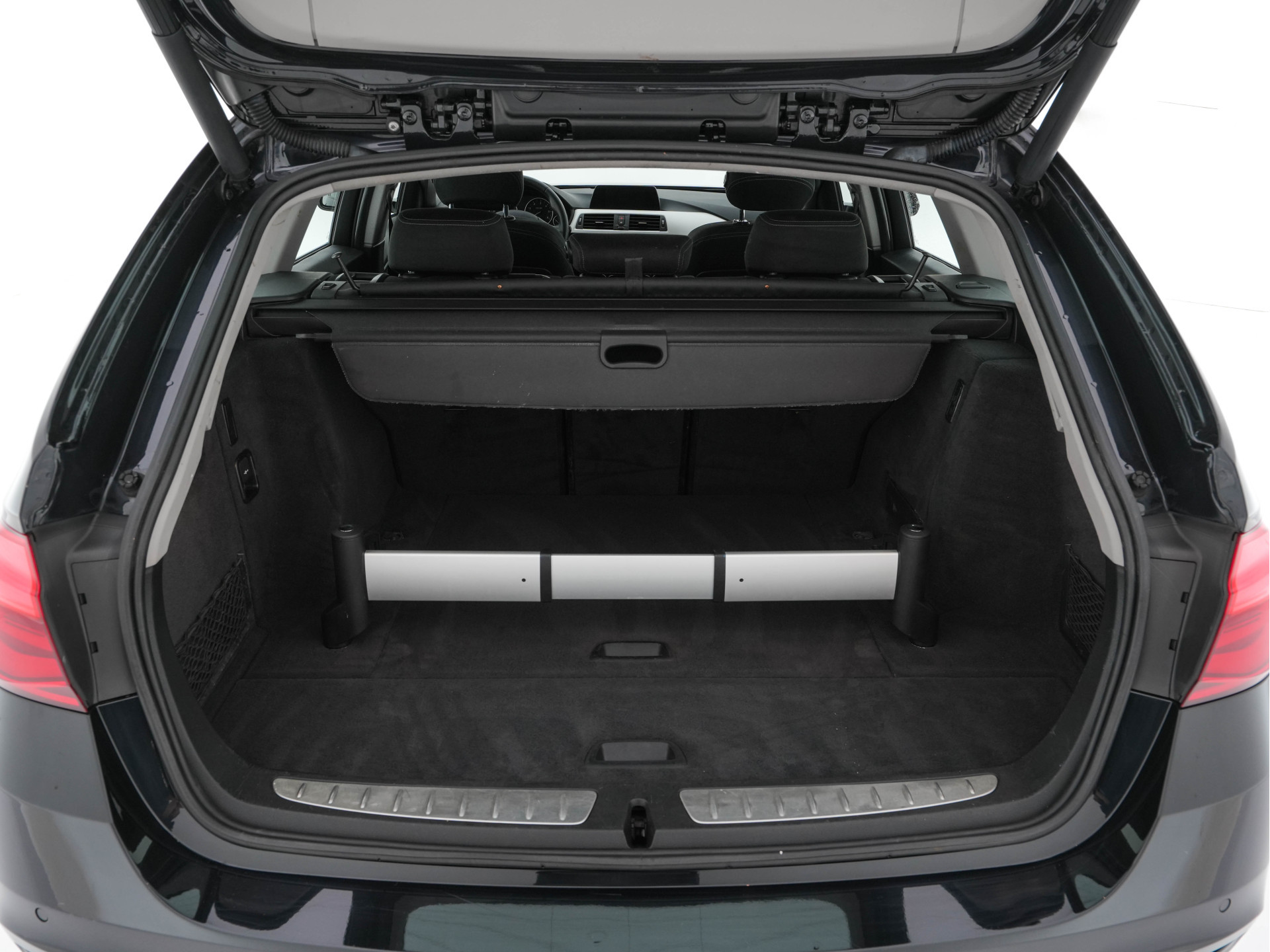 BMW 3-serie Touring 316d Centennial Executive Aut. *FULL-LED | SPORT-SEATS | NAVI-FULLMAP | ECC | PDC | CRUISE | 16''ALU*