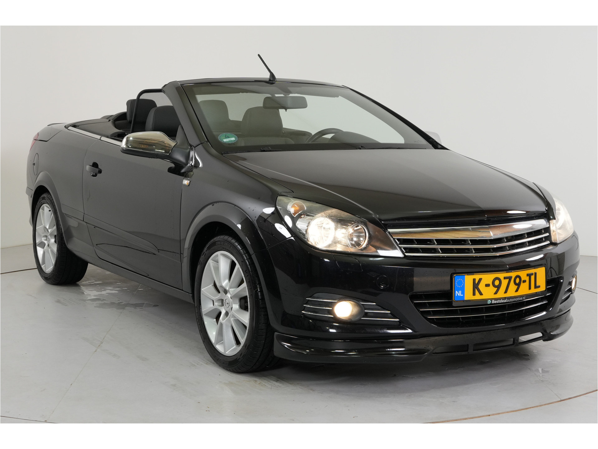 Opel Astra TwinTop 1.8 Enjoy | Climate | Cruise | PDC |