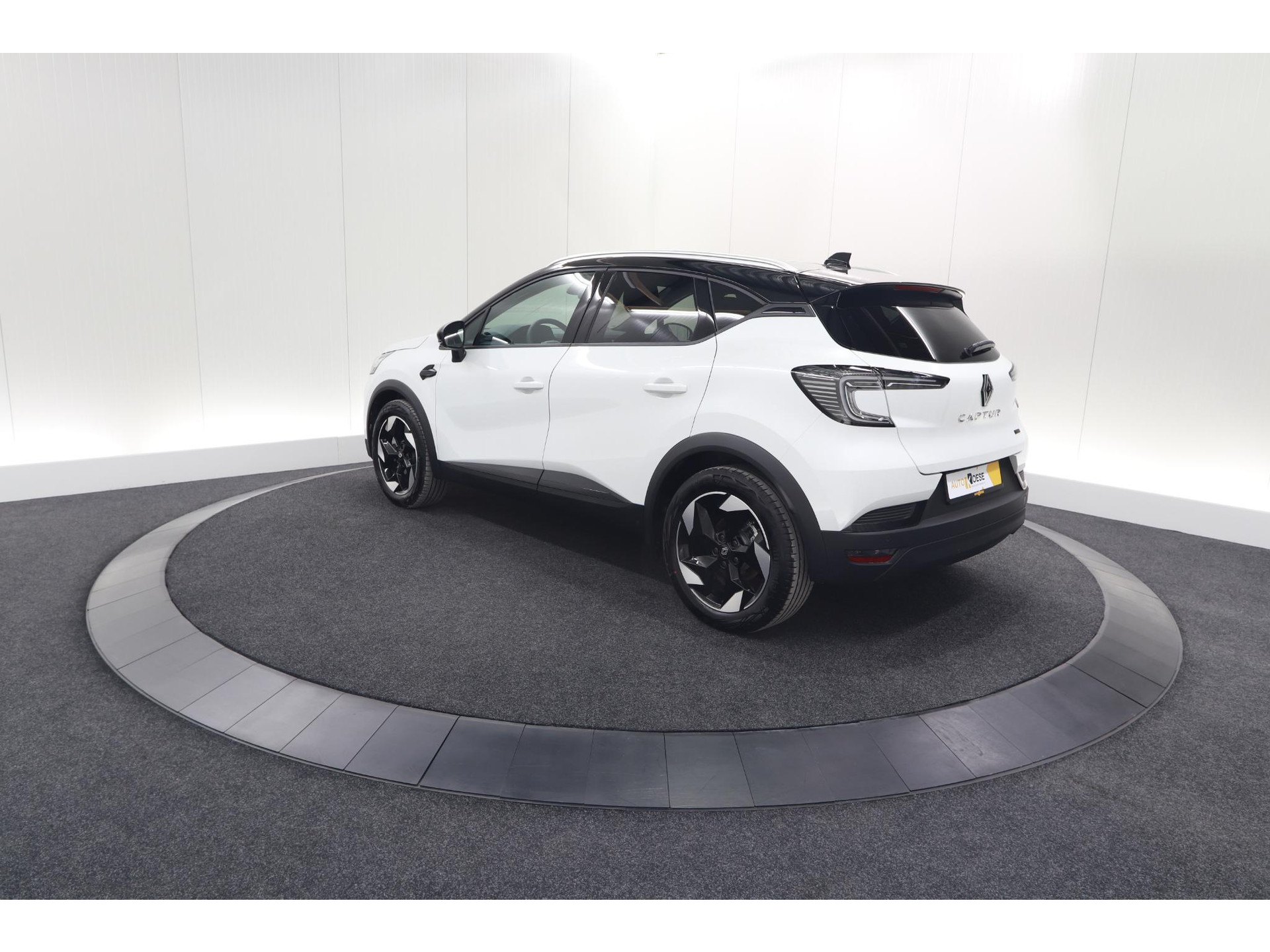 Renault Captur 1.6 E-Tech full hybrid 145 techno | NIEUW MODEL | Camera | Apple Carplay | Parkeersensoren | Keyless | LED