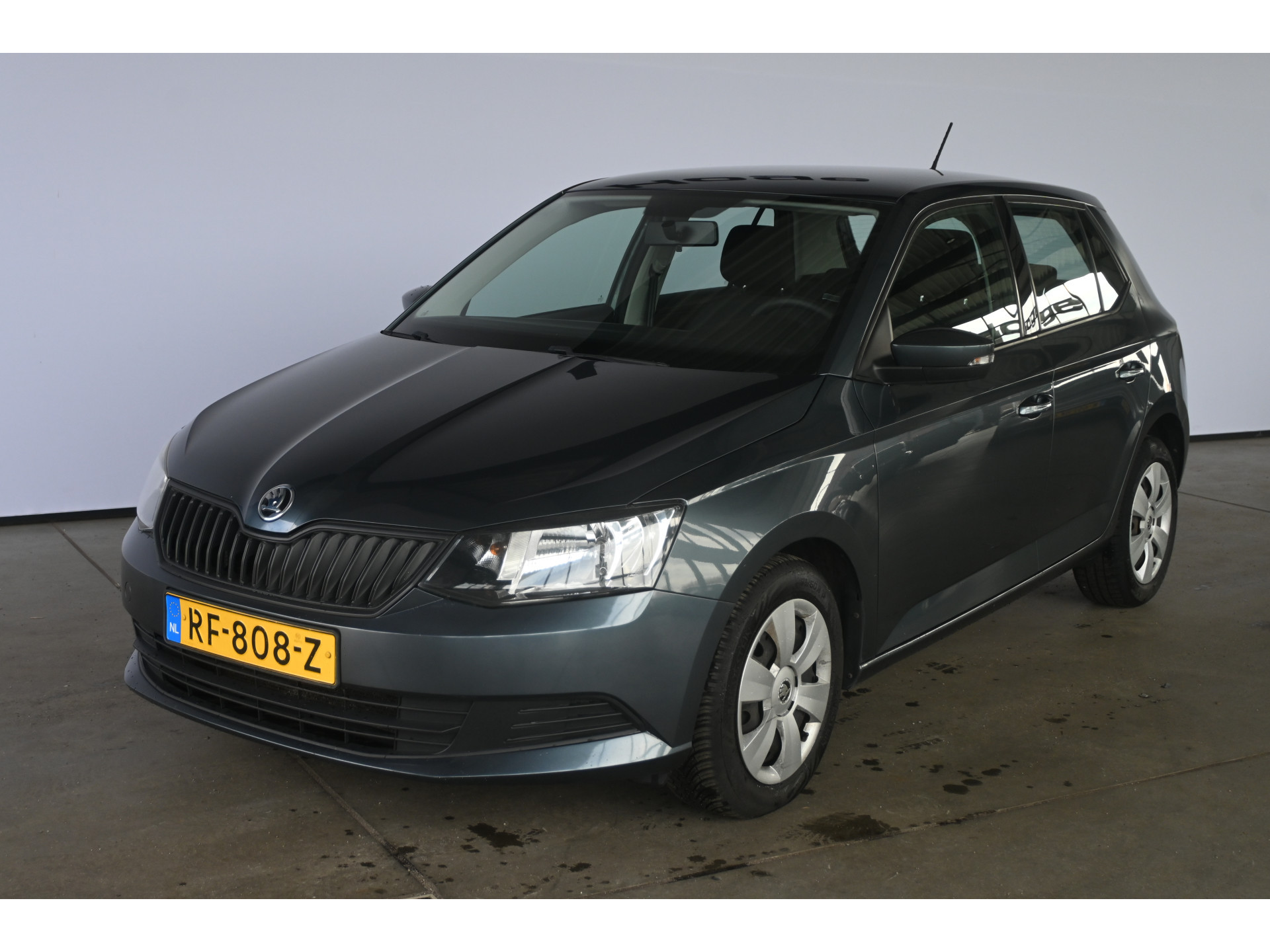ŠKODA Fabia 1.2 TSI Active Automaat Airco Elektrisch pakket All in Prijs Inruil Mogelijk!