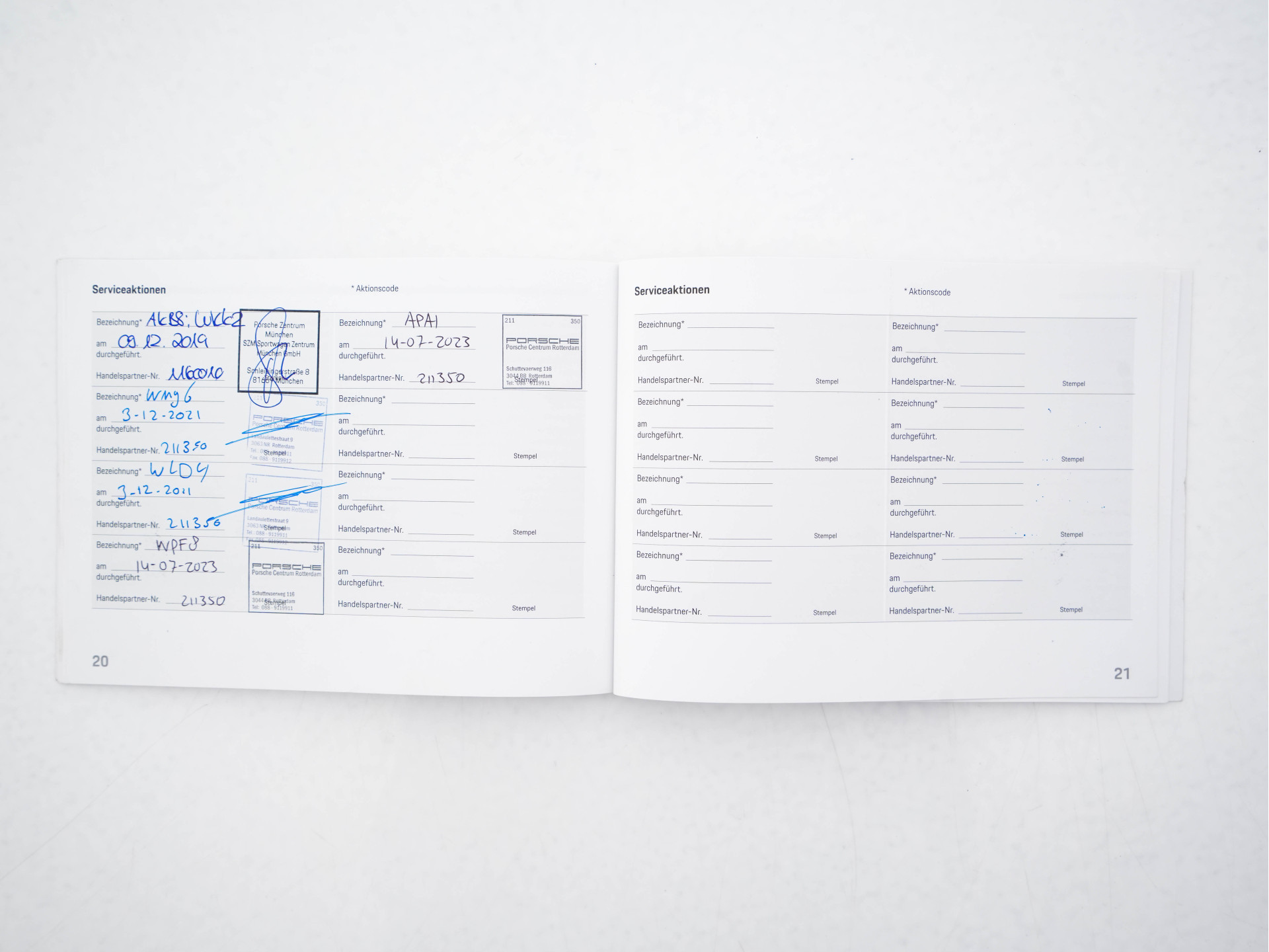 Porsche Panamera Sport Turismo 3.0 4 Sportchrono-Pack Aut. *PANO | LEATHER | MATRIX-LED | BOSE-SURROUND | MEMORY-PACK | TOPVIEW | KEYLESS | NAVI-FULLMAP | HEATED-SPORTSEATS | DAB+ | PRIVACYGLASS | SHIFTPADDLES | SPORT-EXHAUST | 21''ALU*