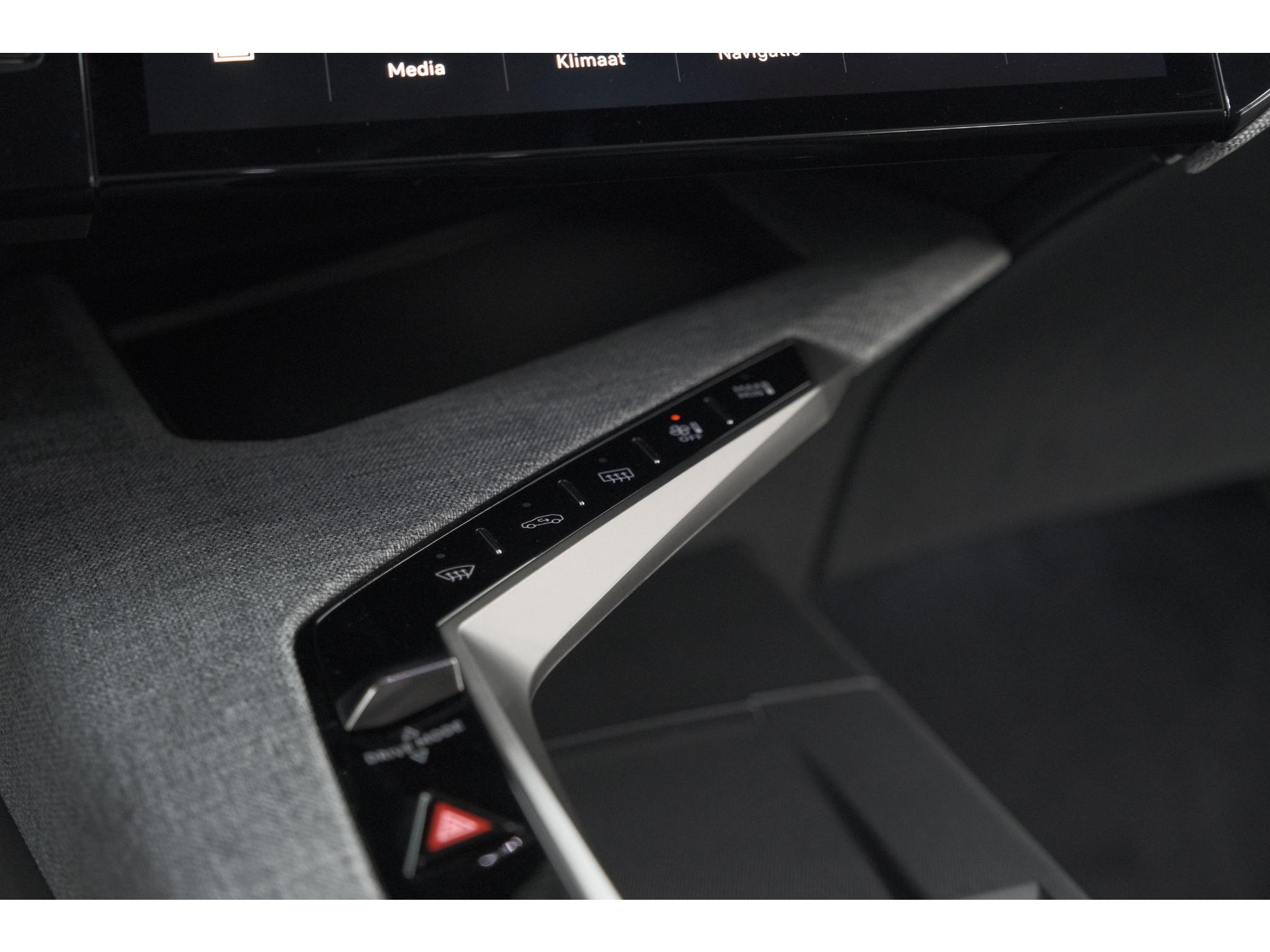 Peugeot 5008 HYbrid 145 e-DCS6 GT | Panoramadak | Camera | Elektrische Achterklep | Adaptieve Cruise Control