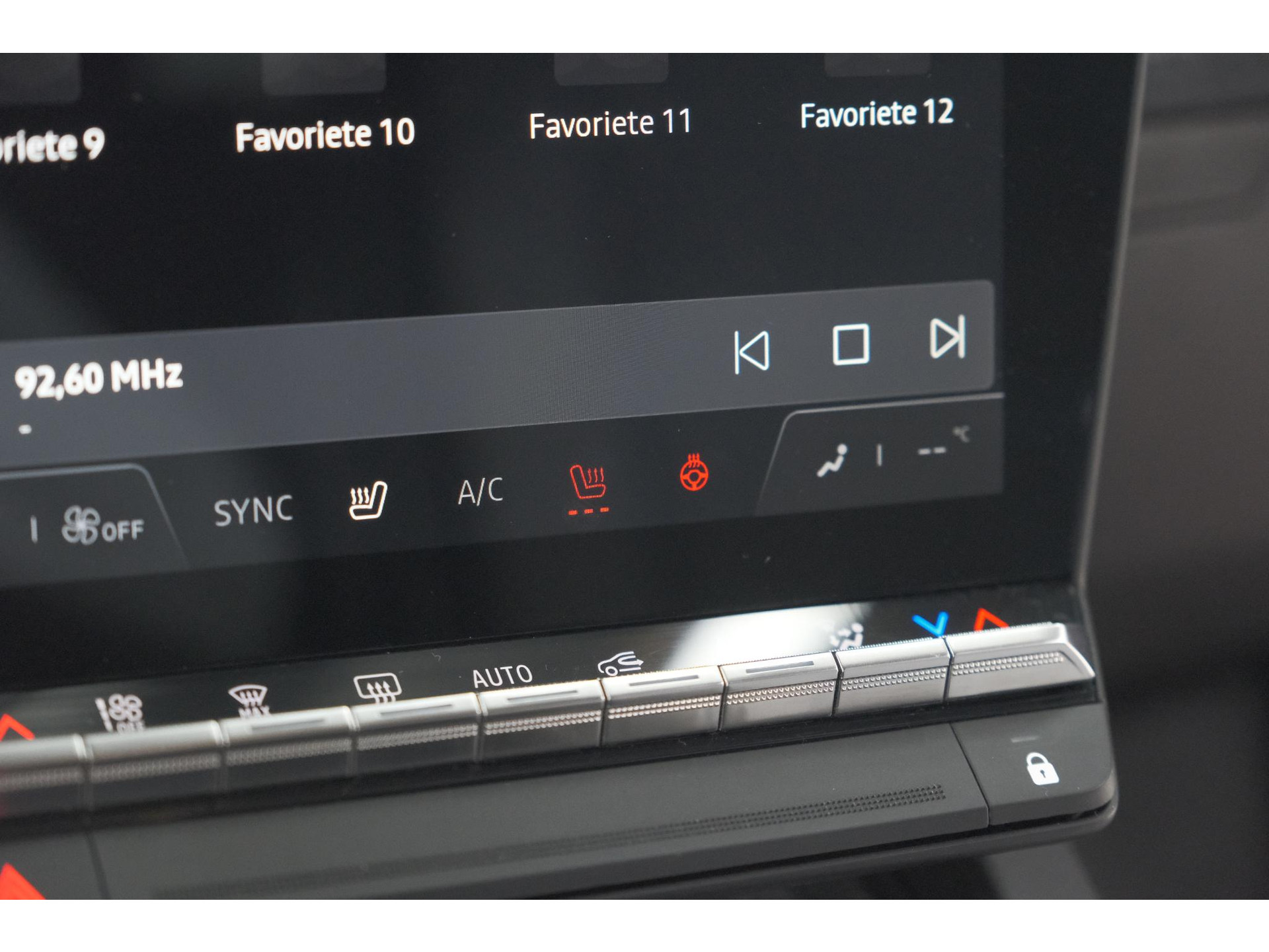 Renault Megane E-Tech EV60 220 Charge Techno | Adaptieve Cruise Control | Winterpakket | Dodehoekdetectie | Harman Kardon