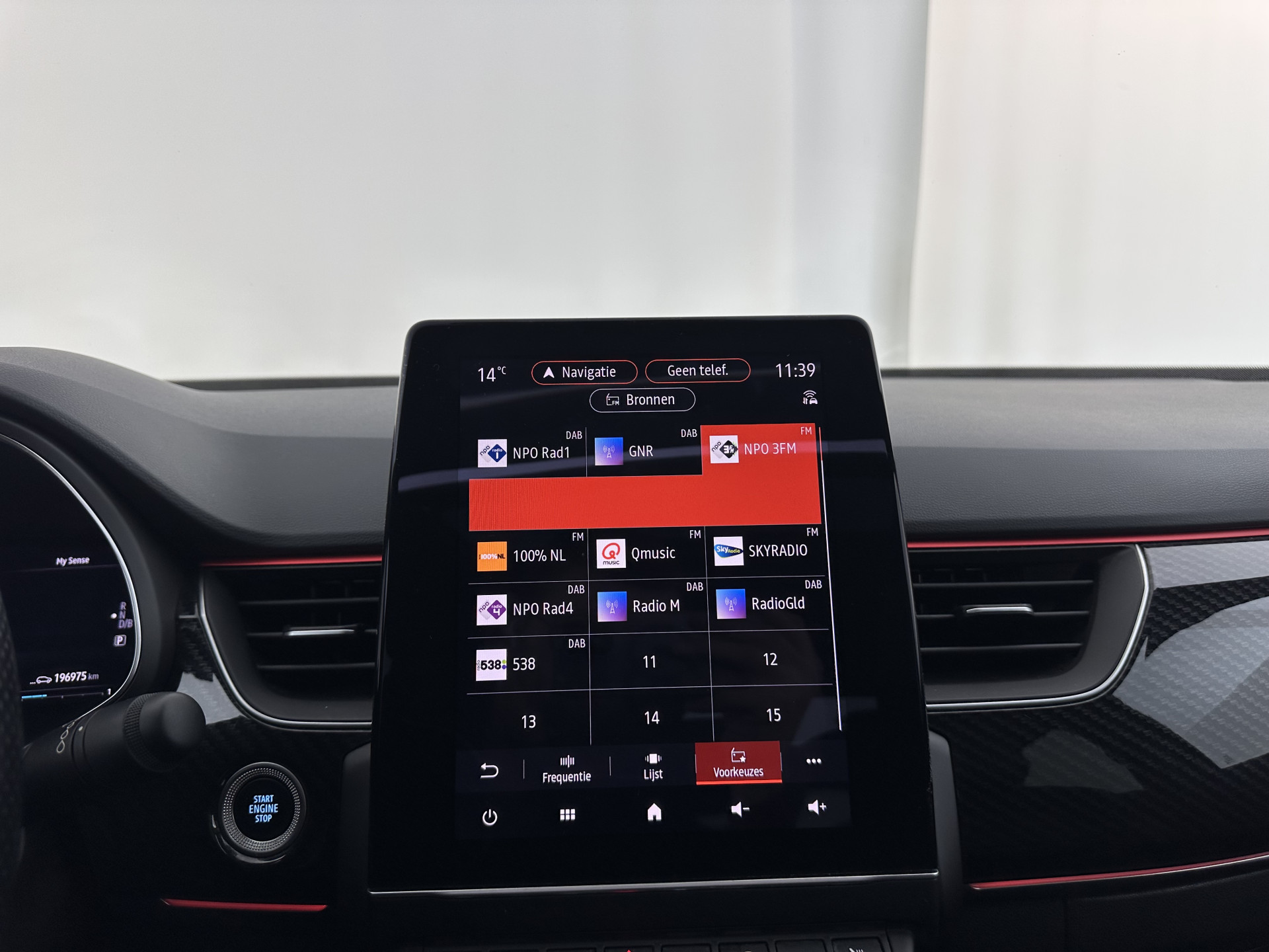 Renault Arkana 1.6 E-Tech Hybrid 145 R.S. Line (INCL.BTW) Aut. *PANO | ADAPTIVE-CRUISE | LEATHER | FULL-LED | BLINDSPOT | CAMERA | HEATED-SPORTSEATS | KEYLESS | AMBIENT-LIGHT | DIGI-COCKPIT | PRIVACY-GLASS | NAVI-FULLMAP | ECC | PDC | 18'