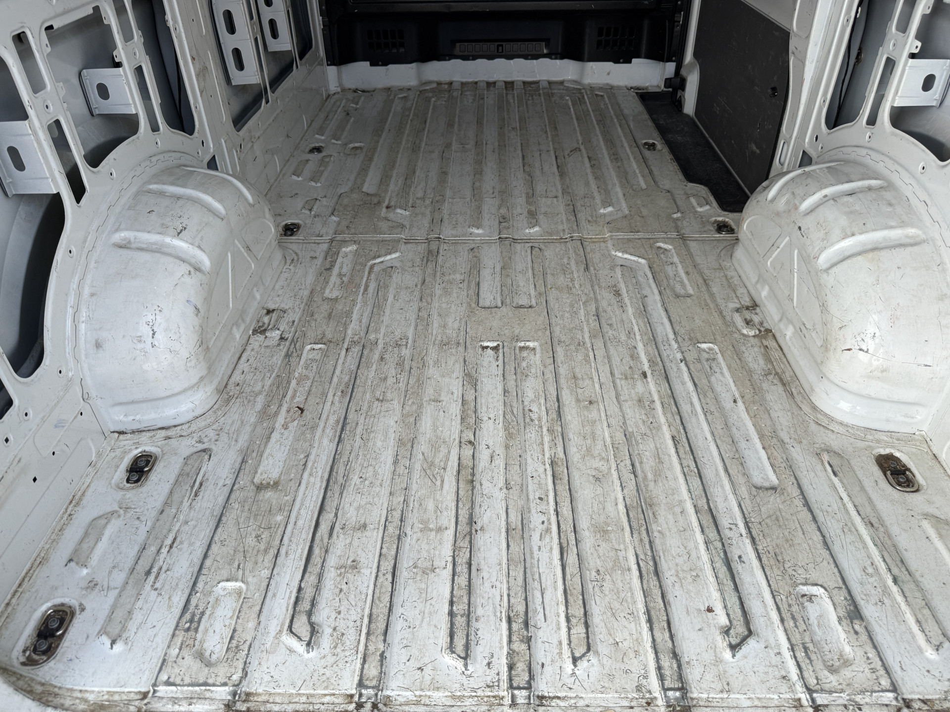 Volkswagen Crafter 2.0 TDI 140PK L3H3 Camera Airco Carplay Parkeersensoren Euro 6