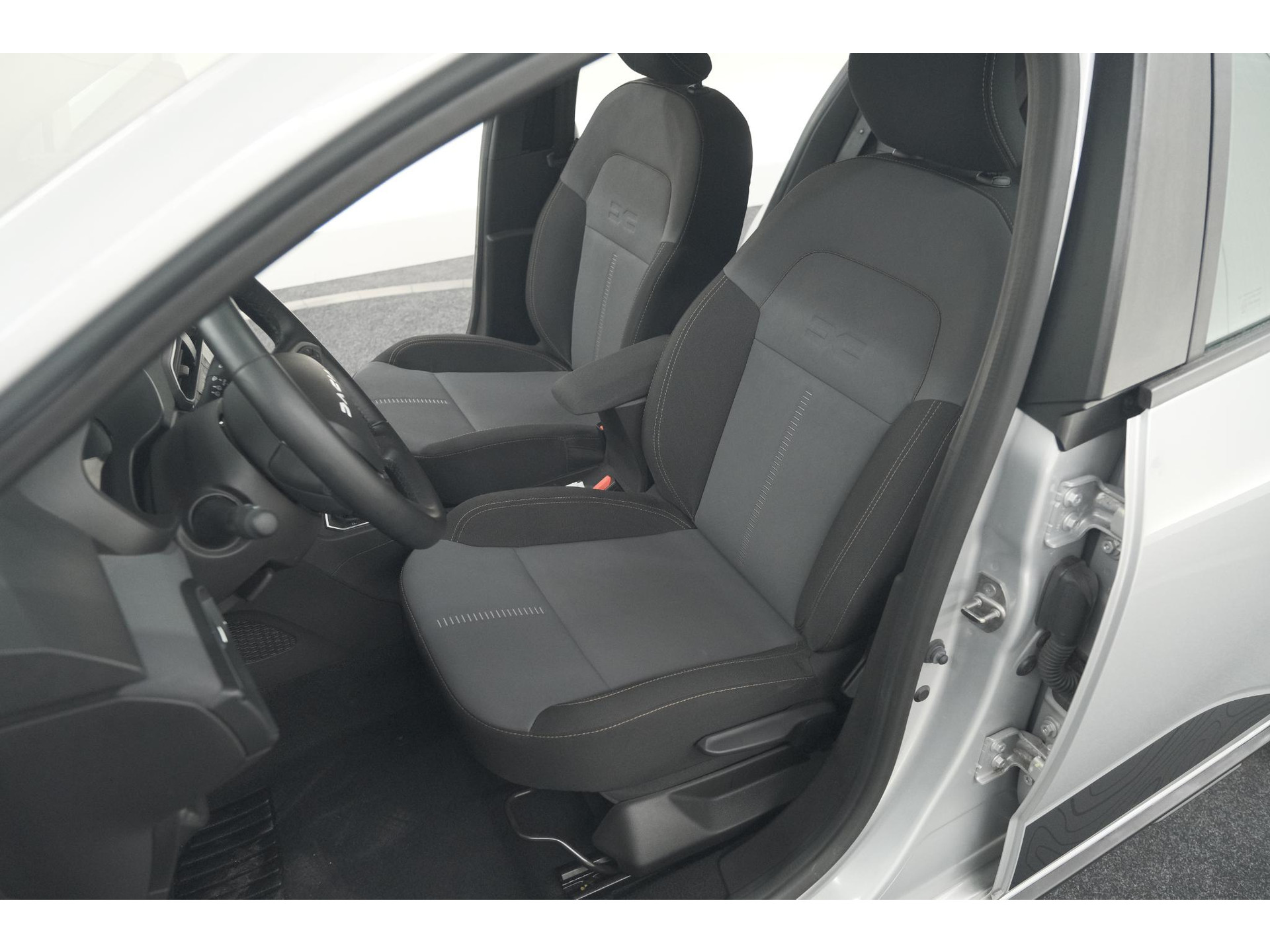Dacia Sandero Stepway TCe 90 Extreme | Camera | Dodehoekdetectie | Navigatie | Apple Carplay