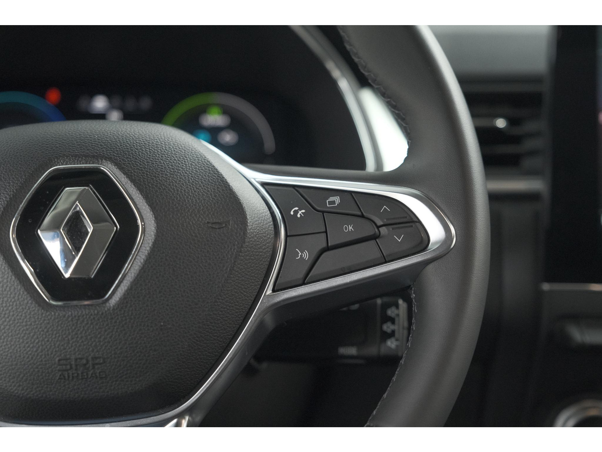 Renault Captur 1.6 E-Tech full hybrid 145 techno | Pack Full Screen | Camera | Navigatie | Allseason Banden