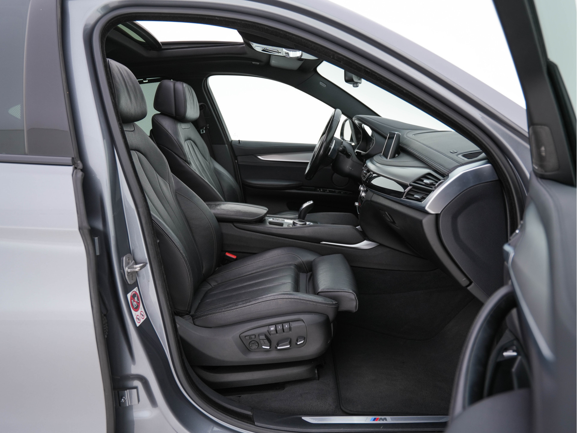 BMW X6 xDrive30d High Executive M-Sport-Pack Aut. *PANO |  FULL-LEATHER | BLIND-SPOT | FULL-LED | HARMAN/KARDON-AUDIO | ADAPTIVE-CRUISE | SHIFT-PADDLES | HEAD-UP | SURROUND-VIEW | MEMORY-PACK | NAVI-FULLMAP | KEYLESS | ECC | PDC | 20''A