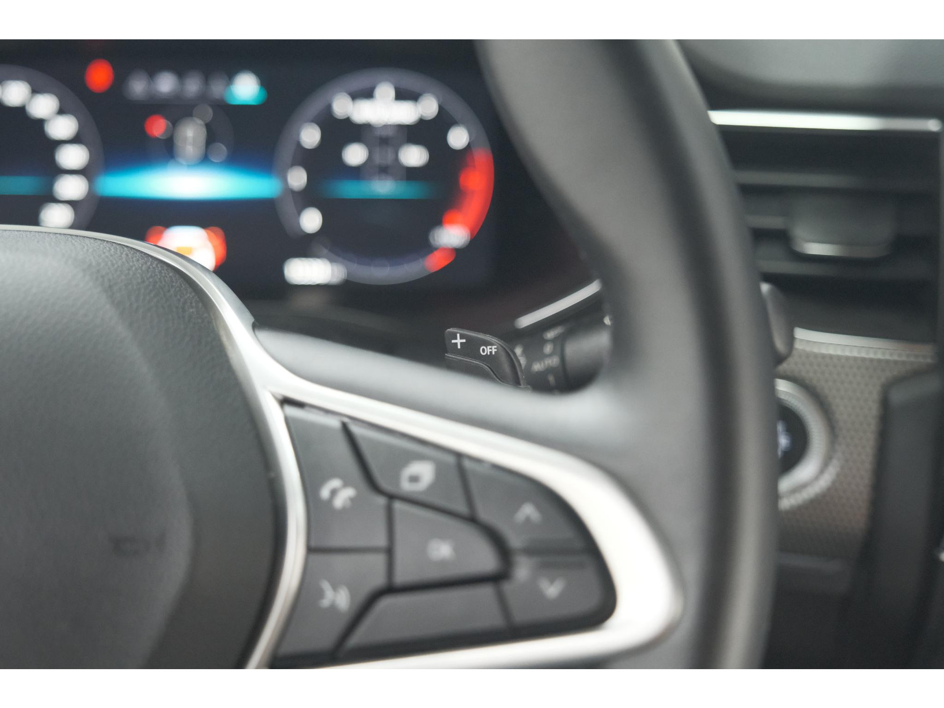 Renault Arkana Mild Hybrid 140 EDC Techno | 360 Camera | Dodehoekdetectie | Adaptieve Cruise Control