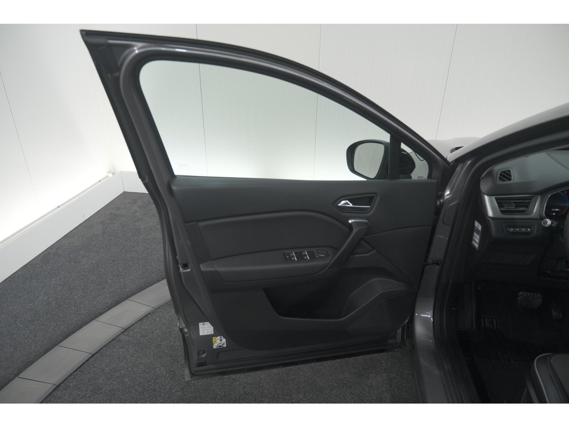 Renault Captur 1.6 E-Tech Plug-in Hybrid 160 Intens | Parkeersensoren | Apple Carplay | Navigatie | Climate Control