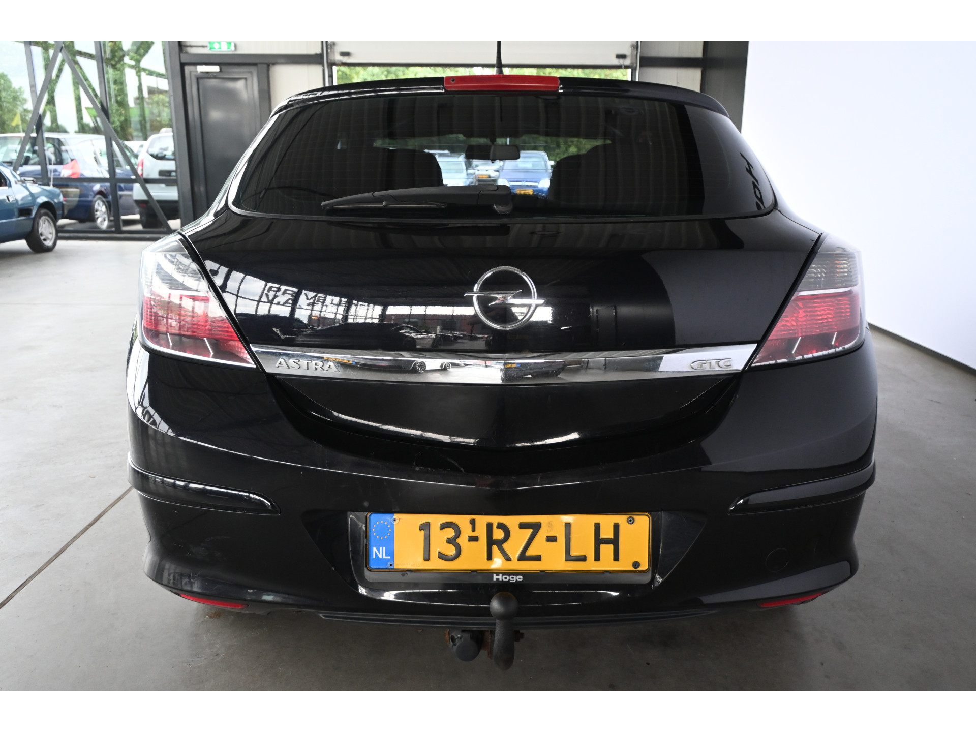 Opel Astra GTC 1.6 Sport Airco Cruise Control Trekhaak All in Prijs! Inruil Mogelijk!