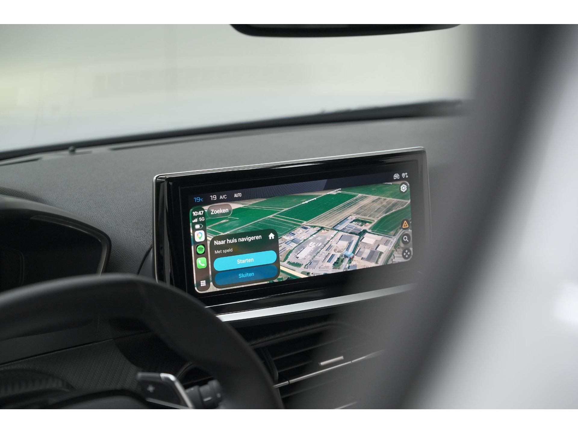 Peugeot e-2008 EV GT 50 kWh | 11 KW Laadfunctie | 360 Camera | Dodehoekdetectie | Apple Carplay