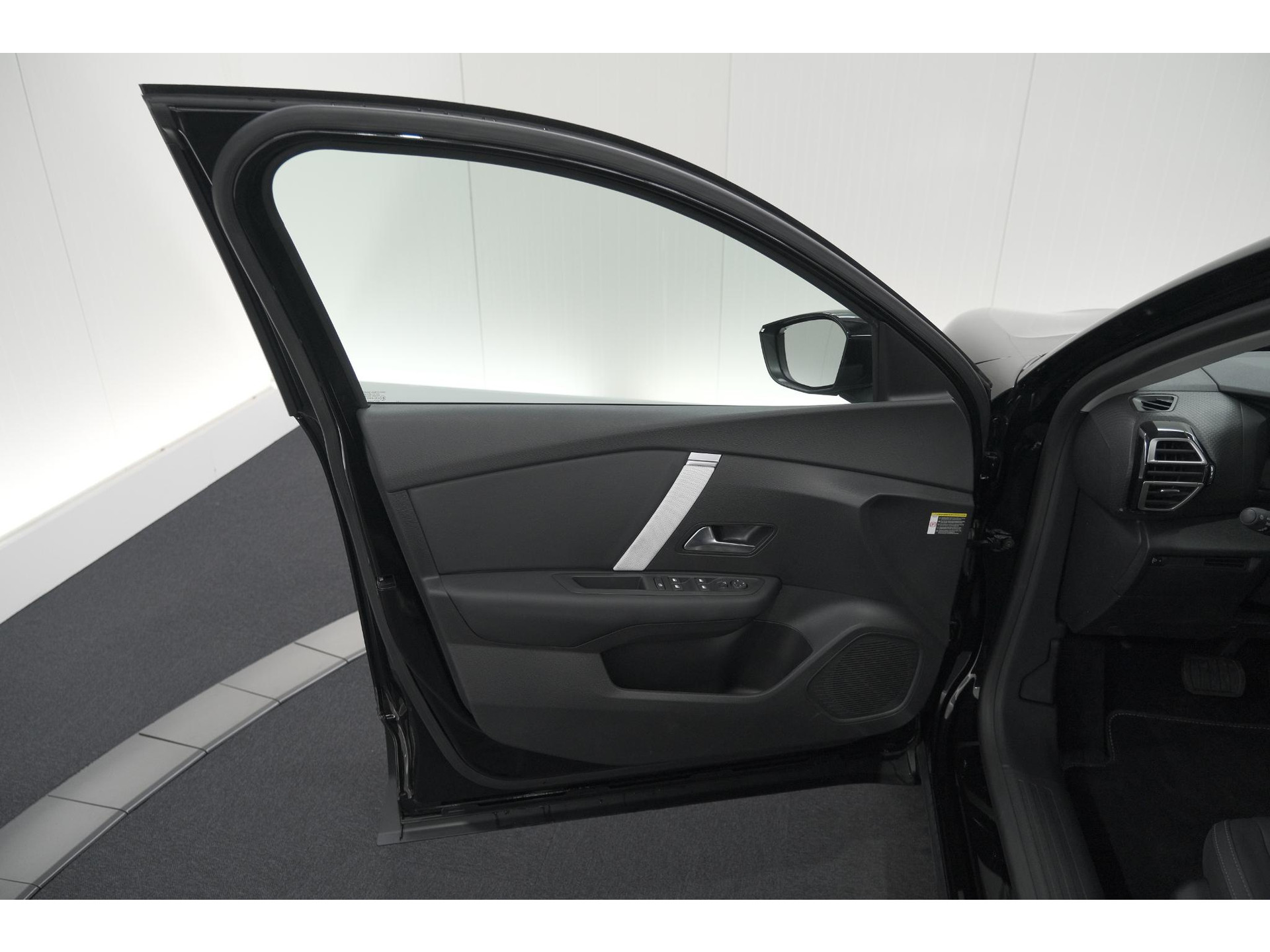 Citroen C4 1.2 Hybrid 145pk Max | 360 Camera | Adaptieve Cruise Control | Navigatie | Apple Carplay