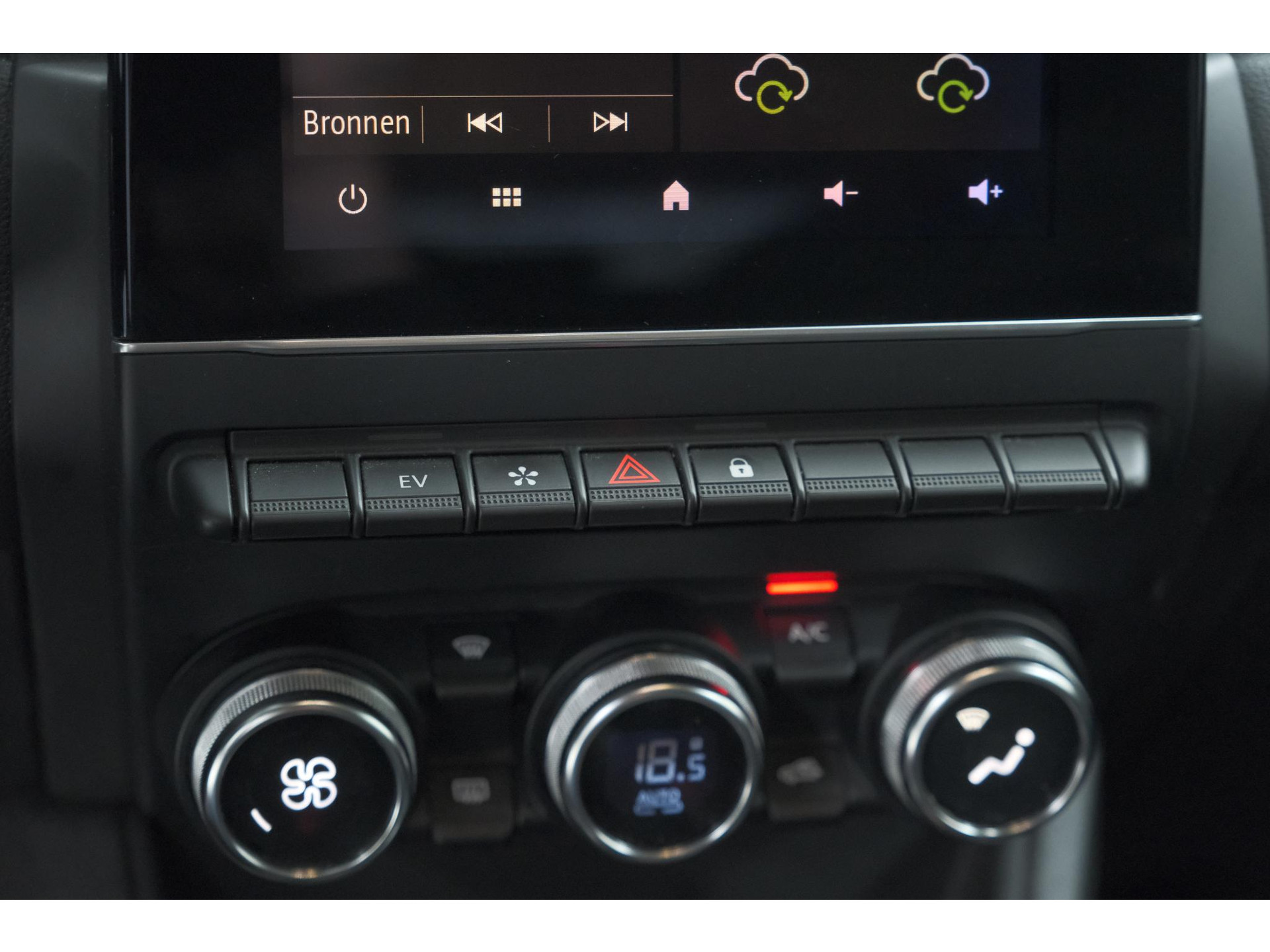 Renault Captur 1.6 E-Tech full hybrid 145 techno | Navigatie | Camera | Apple Carplay | 9.3 Inch Grootscherm
