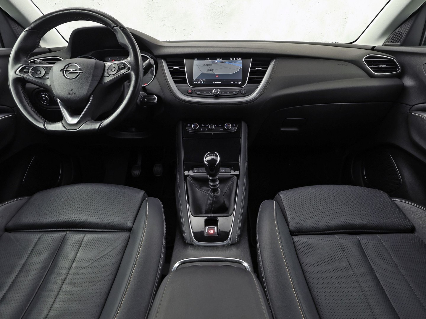 Opel Grandland X 1.2 Turbo Elegance (STOELVERWARMING/KOELING, APPLE CARPLAY, 360 CAMERA, MEMORY SEAT, LEDER, GETINT GLAS, STUURWIEL VERWARMD, NIEUWE APK, NIEUWSTAAT)