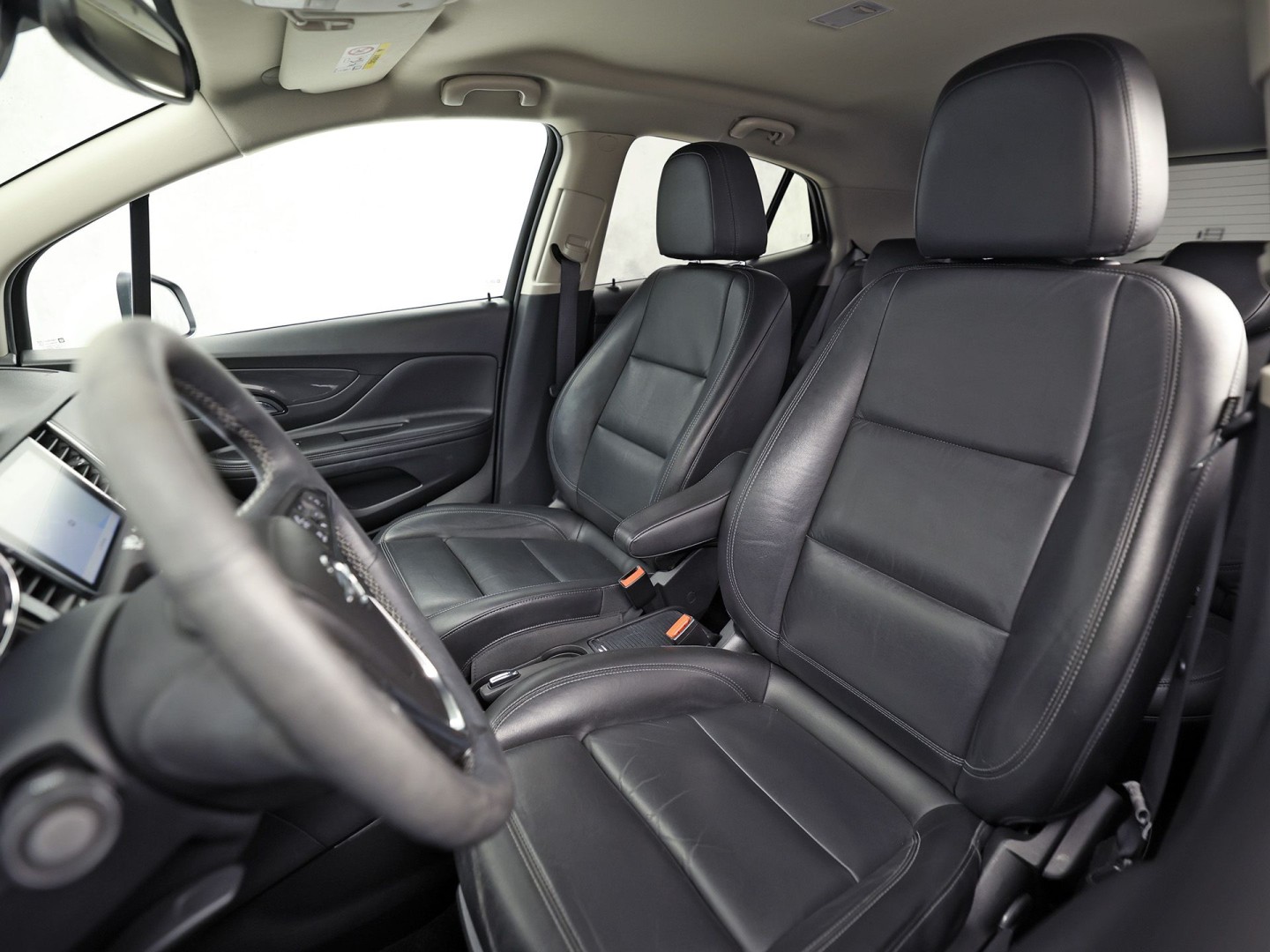 Opel Mokka X 1.4 Turbo Innovation Sport (GROOT NAVI, APPLE CARPLAY, STUUR/STOELVERWARMING, TREKHAAK, LEDER, CRUISE, LM VELGEN, NIEUWE APK)