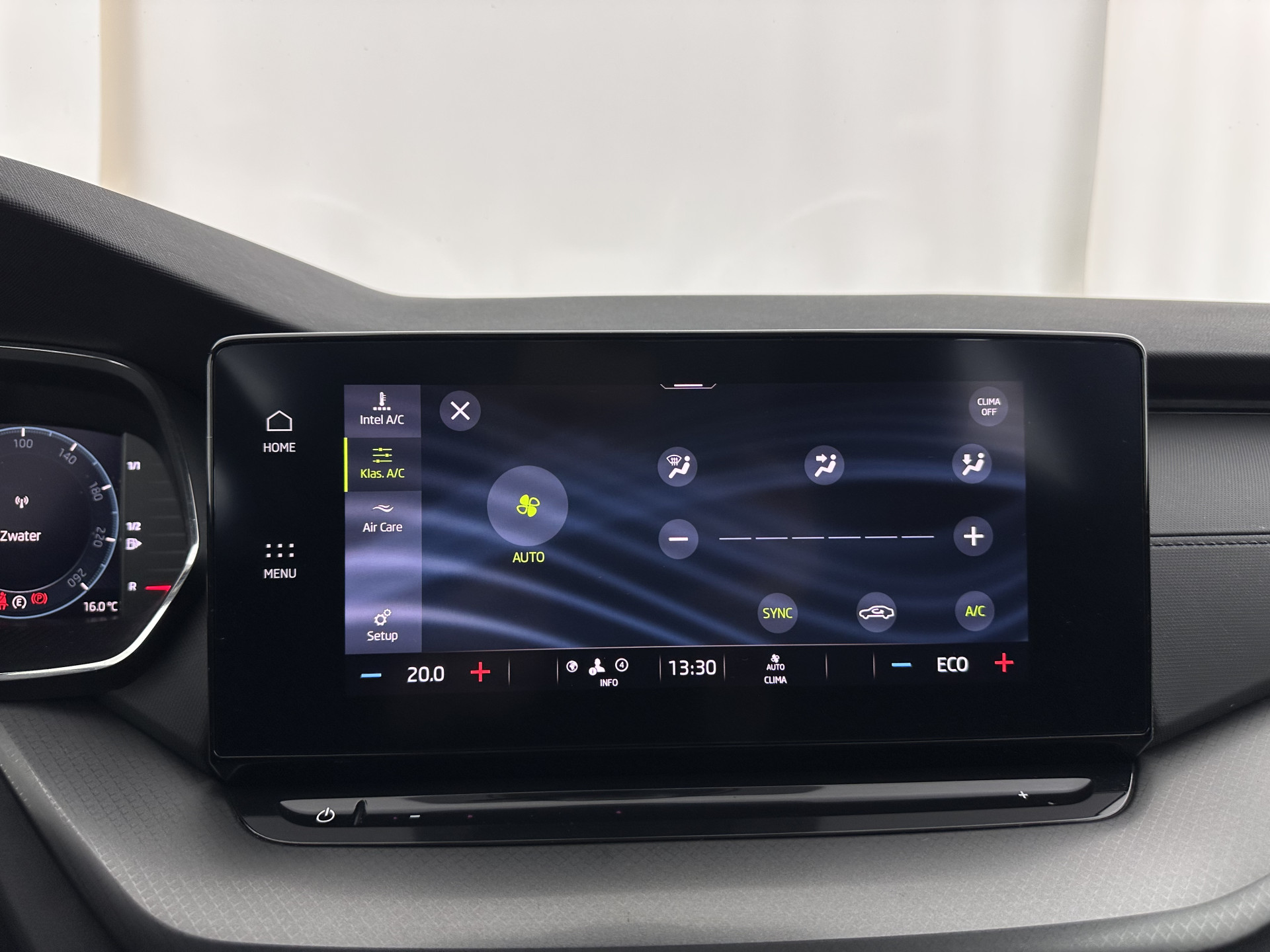 ŠKODA Octavia Combi 1.4 TSI iV PHEV Business Edition (Plug-in) (INCL-BTW) *FULL-LED | DIGI-COCKPIT | COMFORTSEATS | NAVI-FULLMAP | PRIVACY-GLASS | DAB | SHIFTPADDLES | ECC | PDC | CRUISE | TOWBAR | 18''ALU*