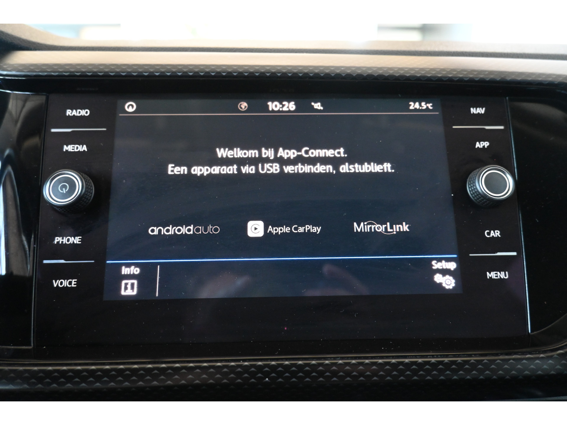 Volkswagen T-Cross 1.0 TSI Life Clima Adaptieve Cruise Carplay PDC Stoelverwarming 1e Eigenaar! Inruil Mogelijk!