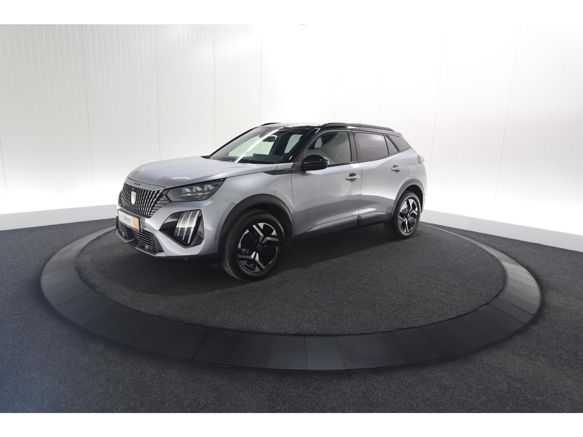 Peugeot 2008 PureTech 130 EAT8 GT | 360 Camera | Adaptieve Cruise Control | Dodehoekdetectie | Apple Carplay
